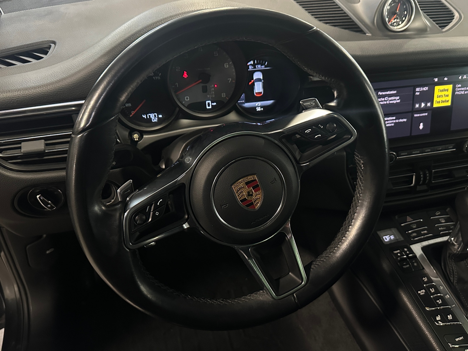 Thumbnail: 2020 Porsche Macan - 4