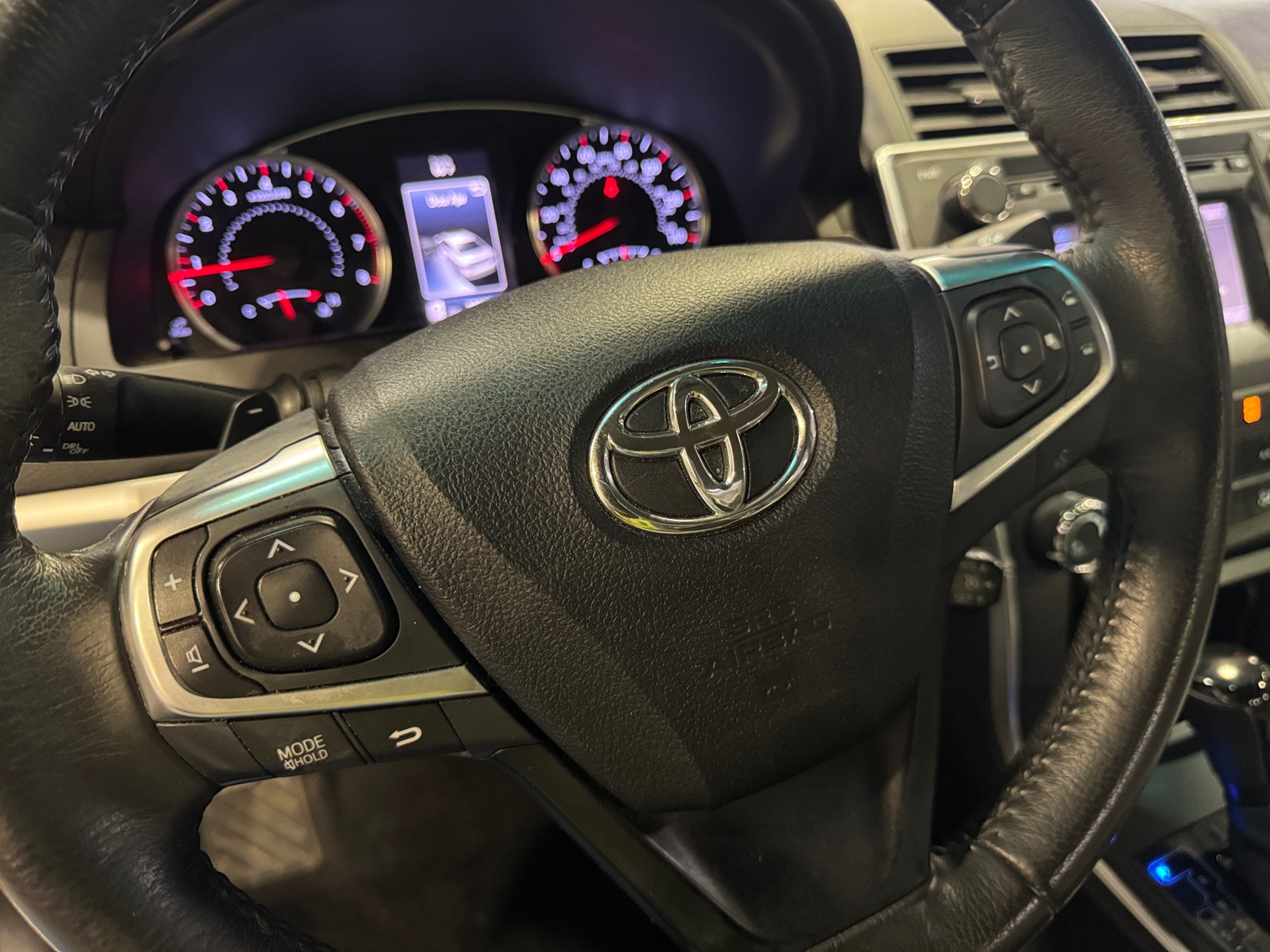 Thumbnail: 2017 Toyota Camry - 5