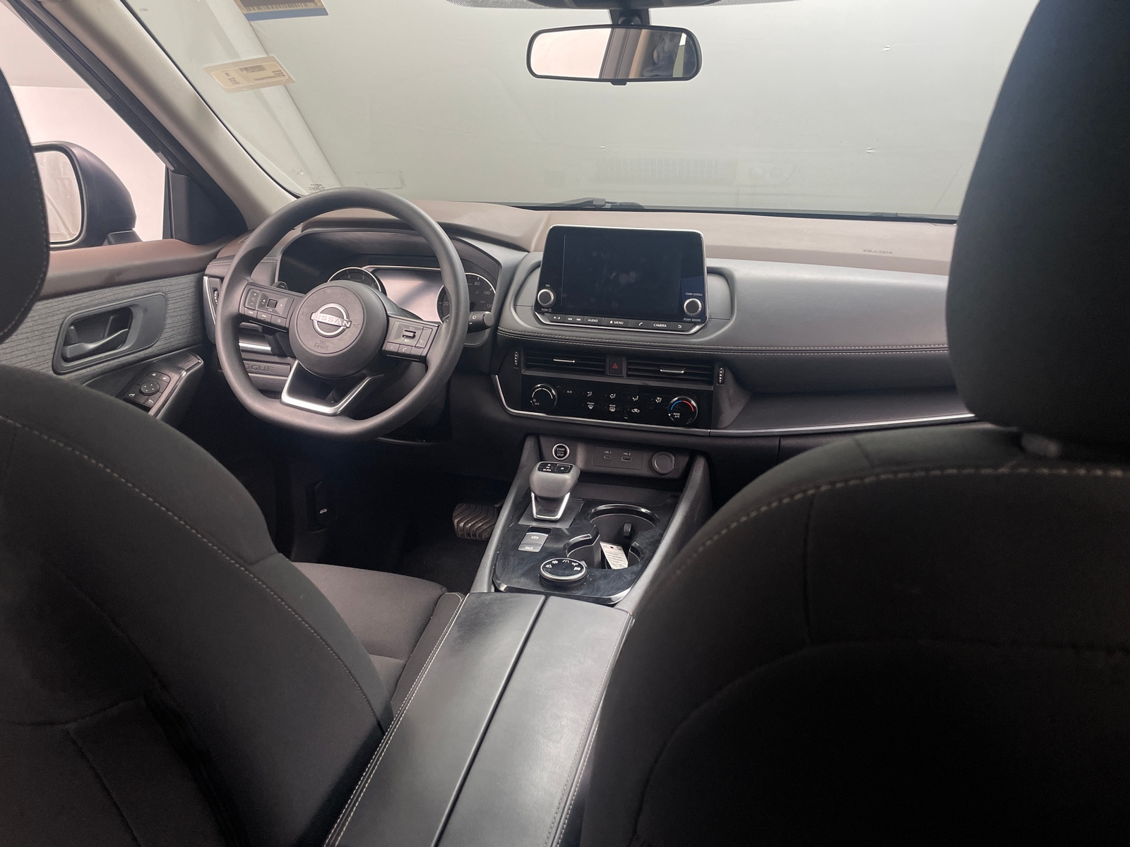 Thumbnail: 2023 Nissan Rogue - 3