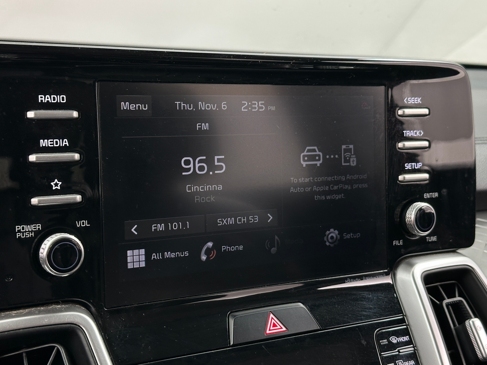 Thumbnail: 2021 Kia Sorento - 3