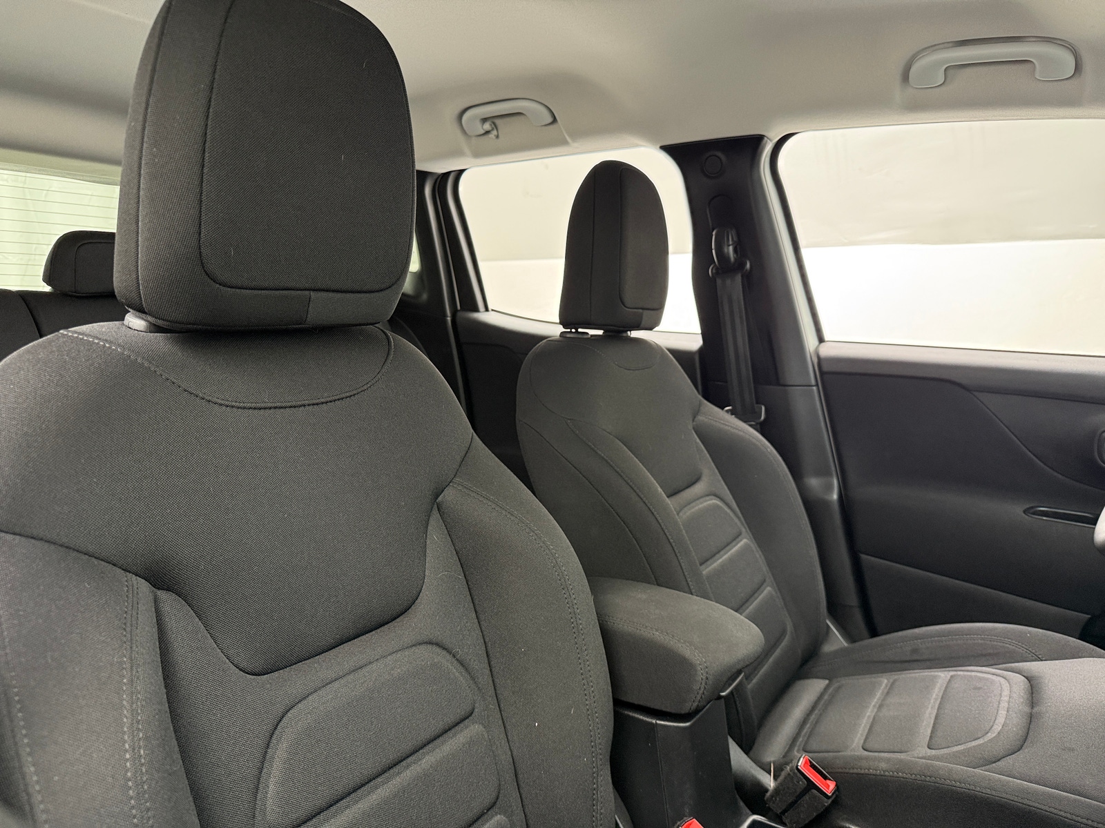 Thumbnail: 2020 Jeep Renegade - 2