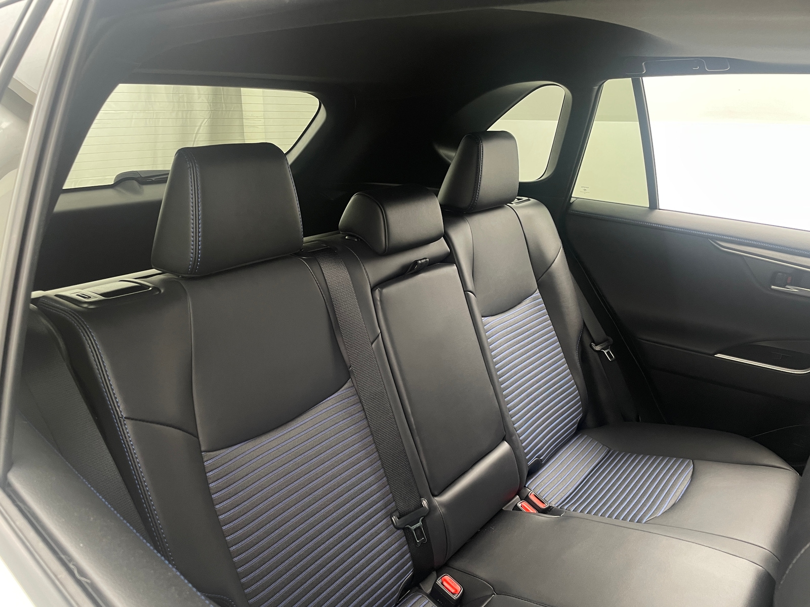 Thumbnail: 2022 Toyota RAV4 - 5