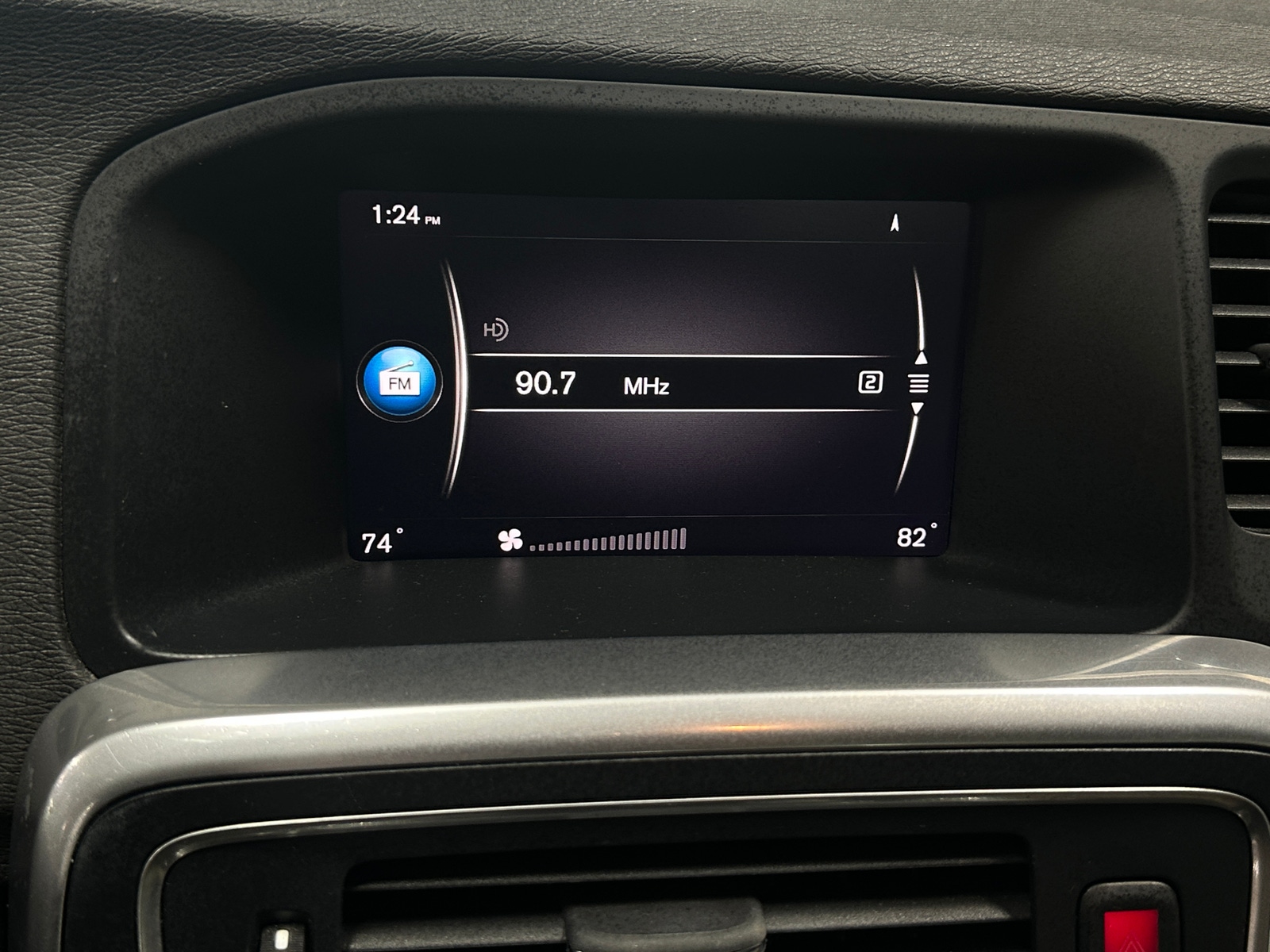 Thumbnail: 2018 Volvo S60 - 3