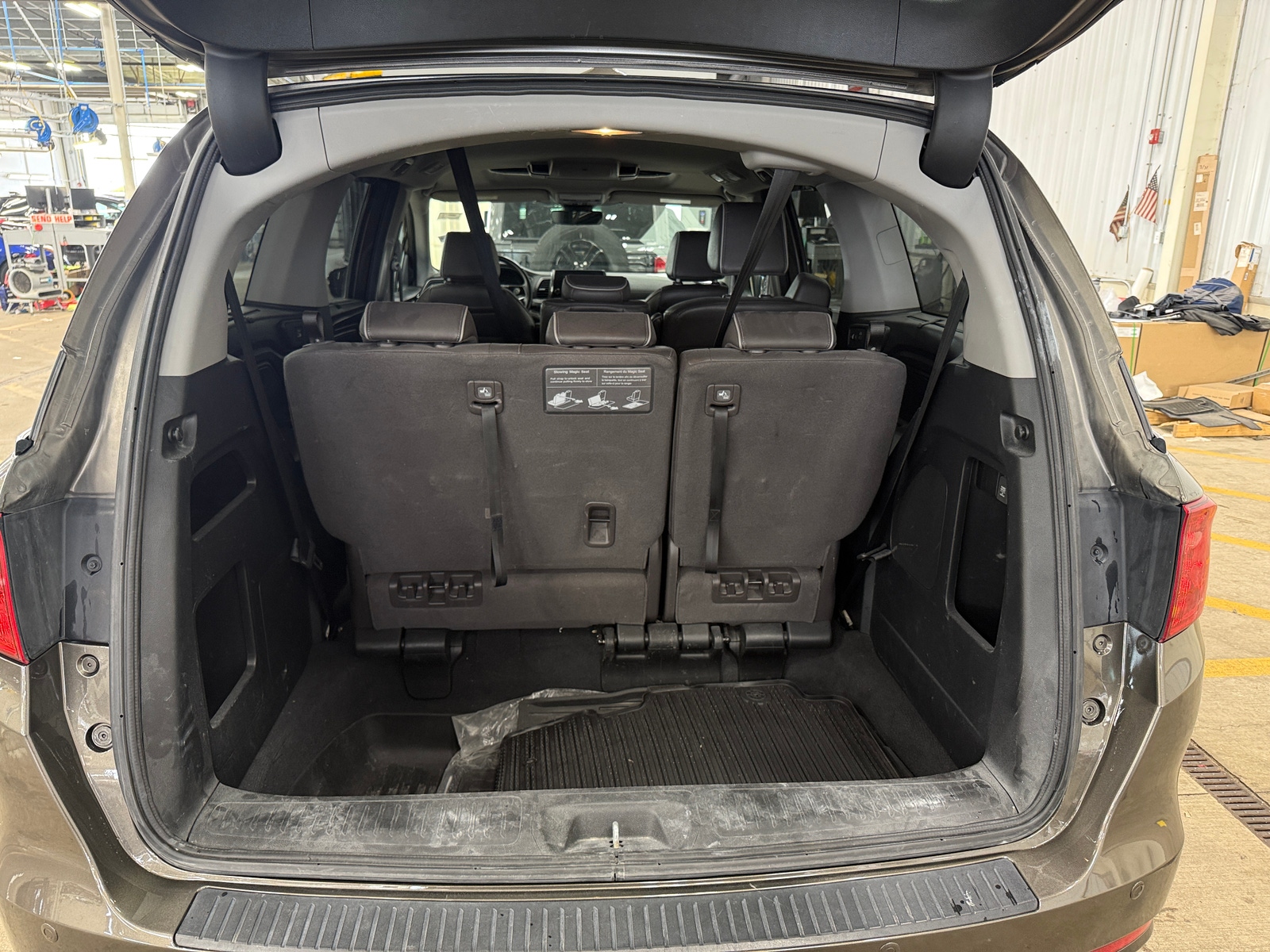 Thumbnail: 2022 Honda Odyssey - 6