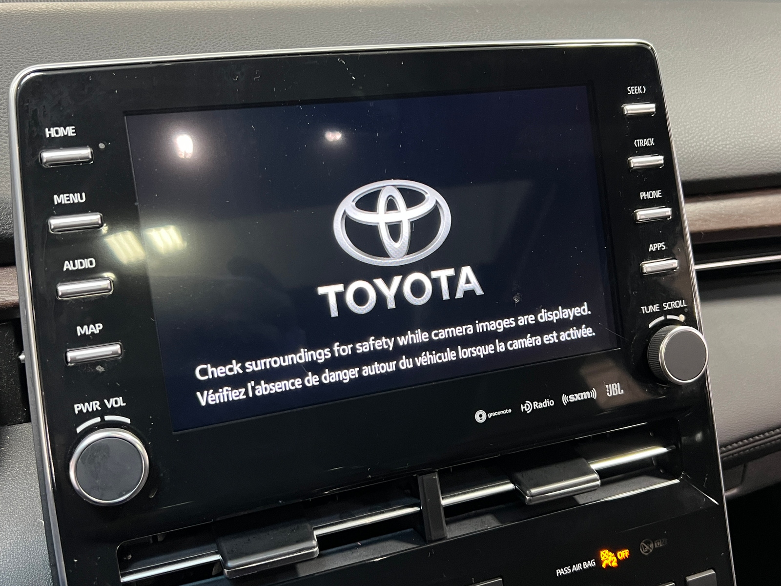 Thumbnail: 2021 Toyota Avalon - 3