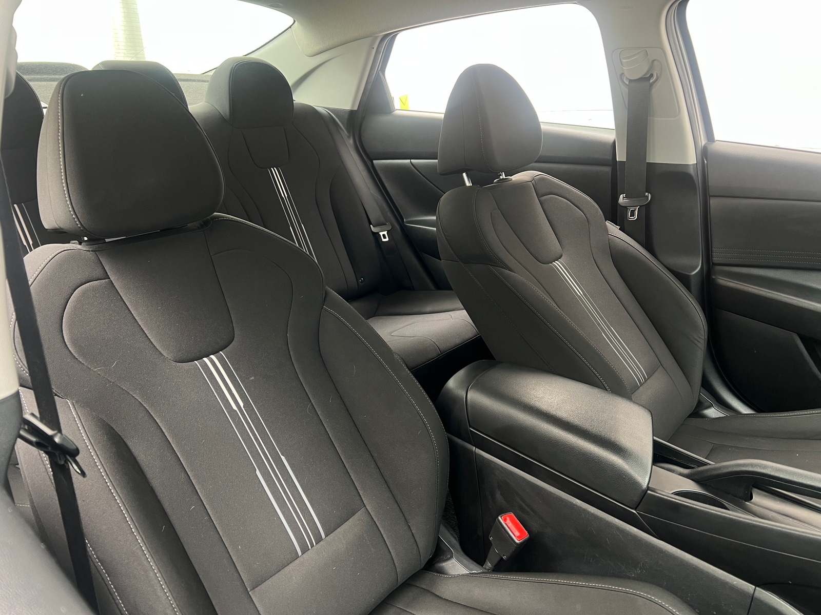 Thumbnail: 2022 Hyundai Elantra - 2