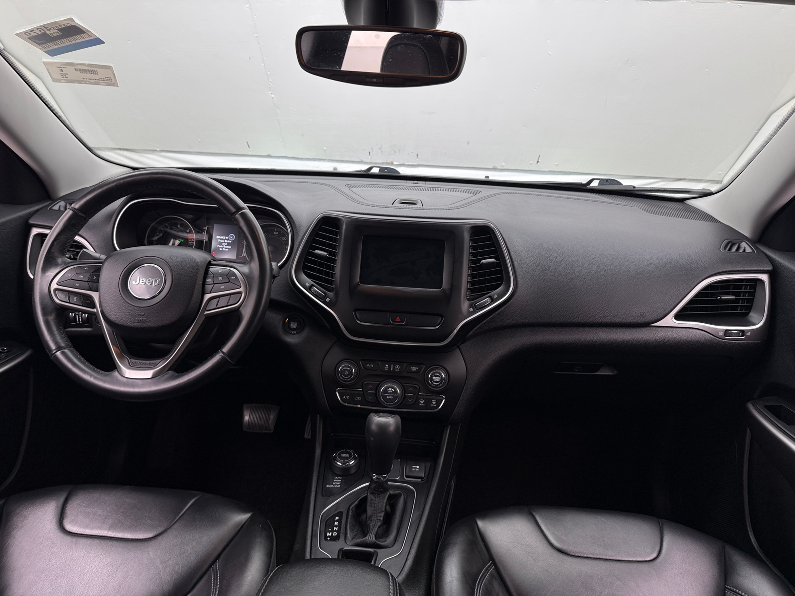 Thumbnail: 2019 Jeep Cherokee - 3