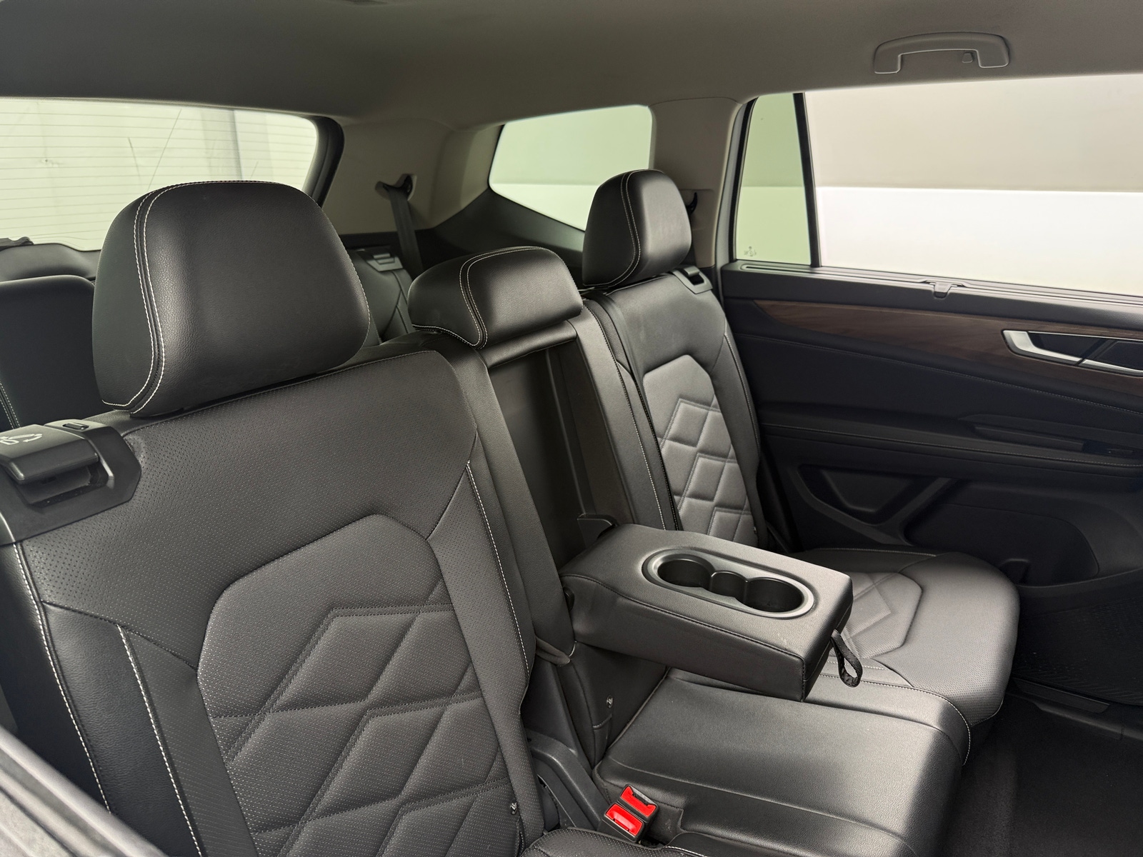 Thumbnail: 2024 Volkswagen Atlas - 5