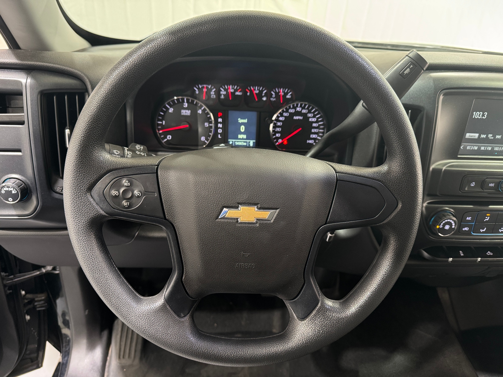 Thumbnail: 2017 Chevrolet Silverado 1500 - 4