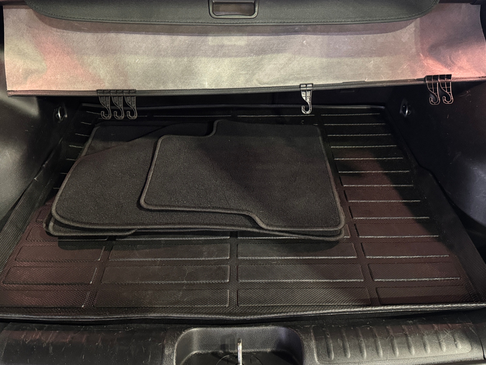 Thumbnail: 2019 Jeep Cherokee - 7