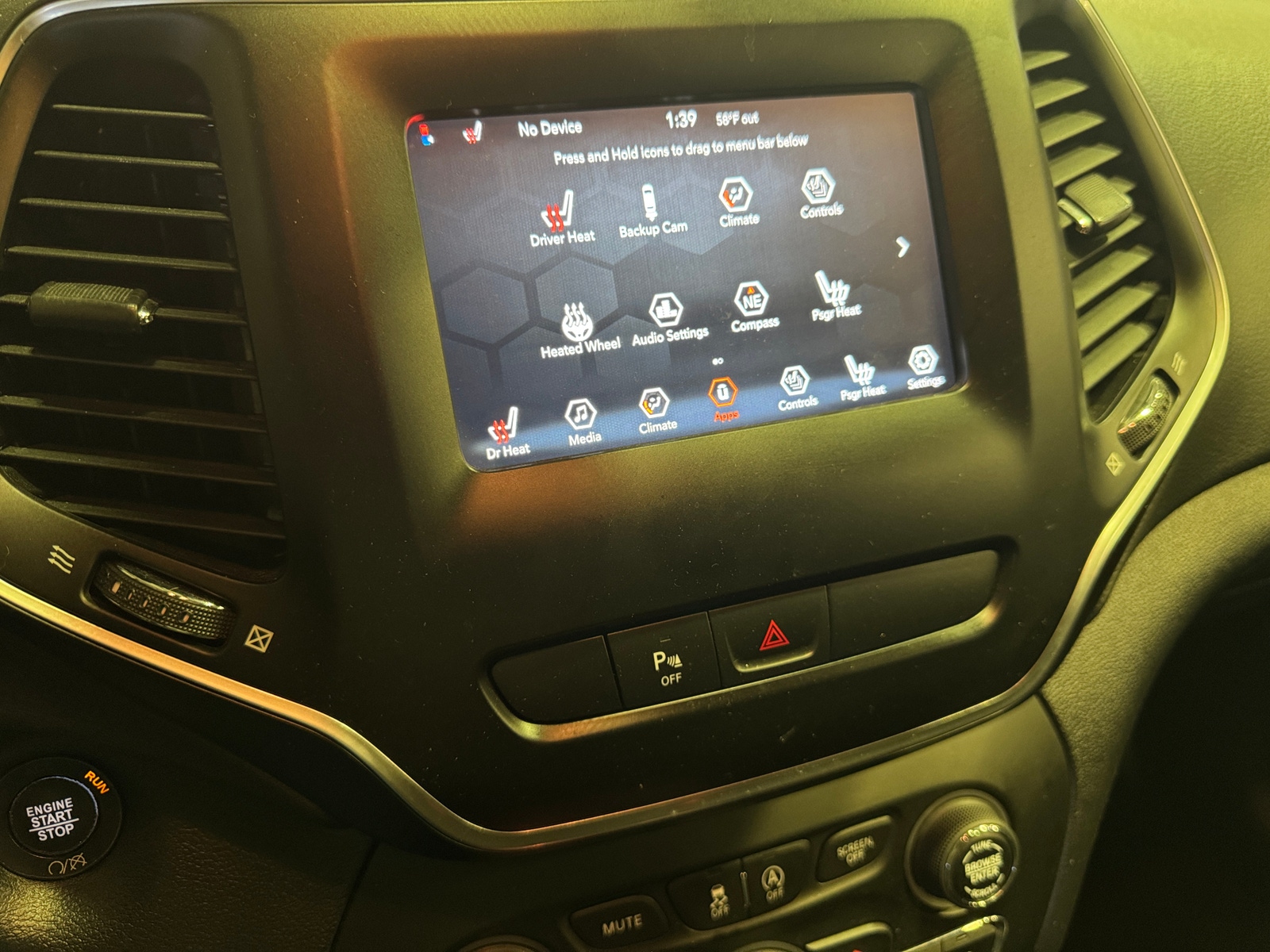 Thumbnail: 2019 Jeep Cherokee - 4