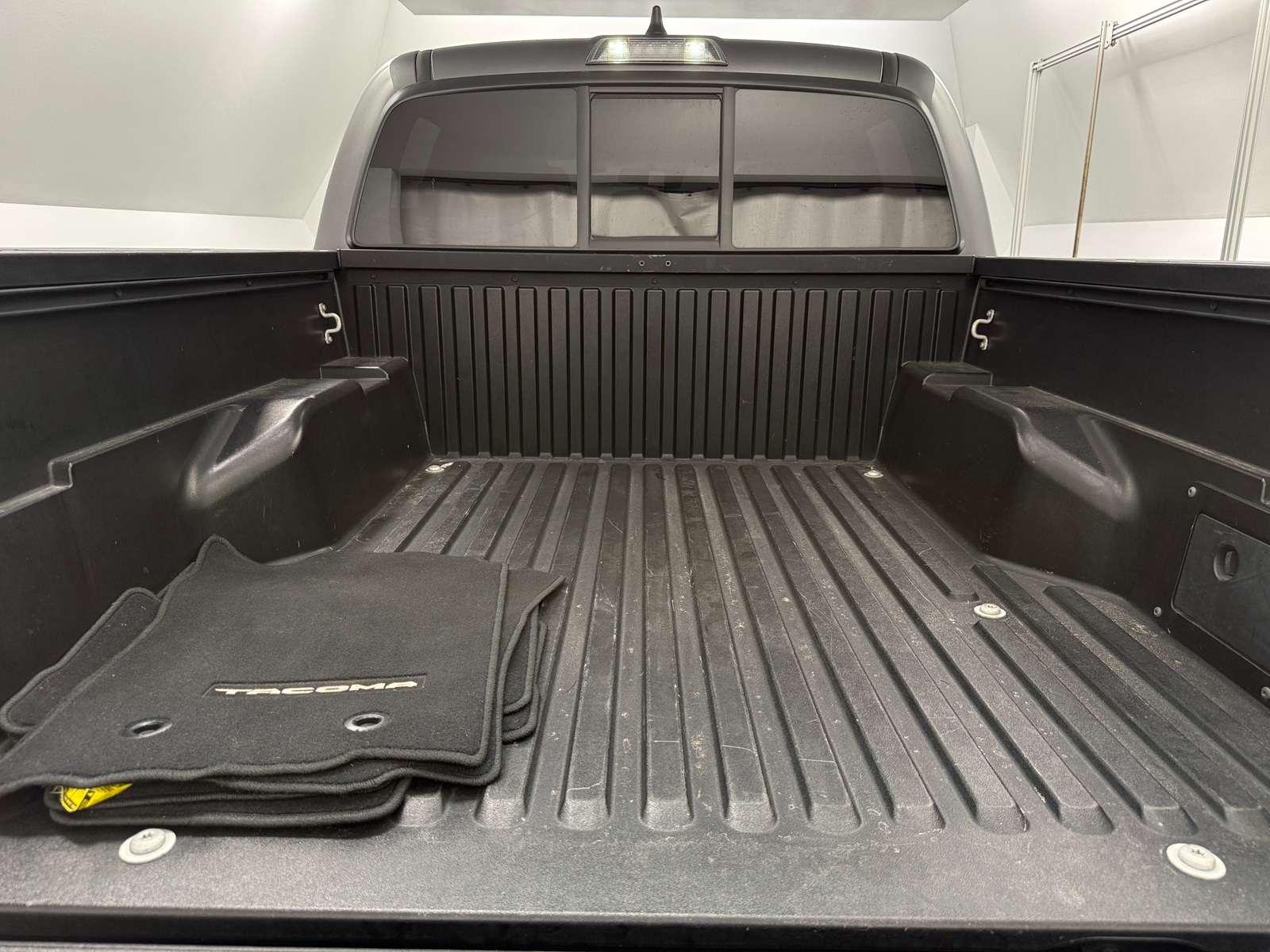 Thumbnail: 2021 Toyota Tacoma - 7