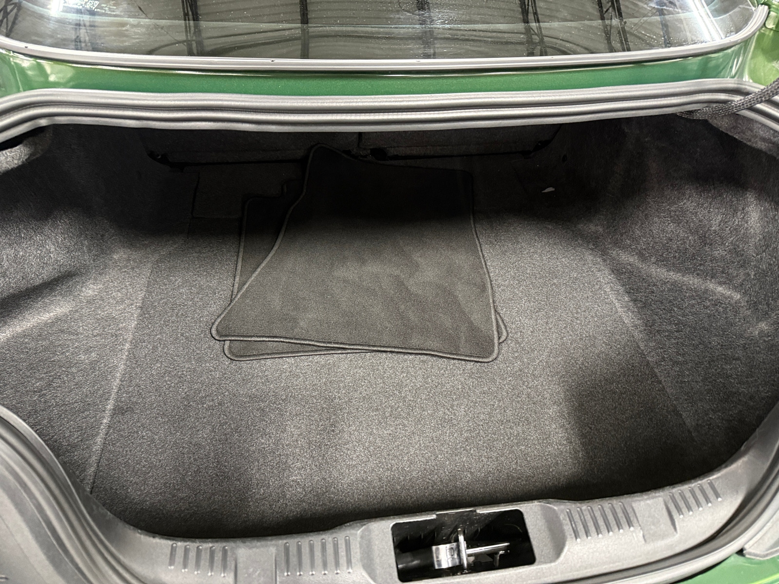 Thumbnail: 2022 Ford Mustang - 5