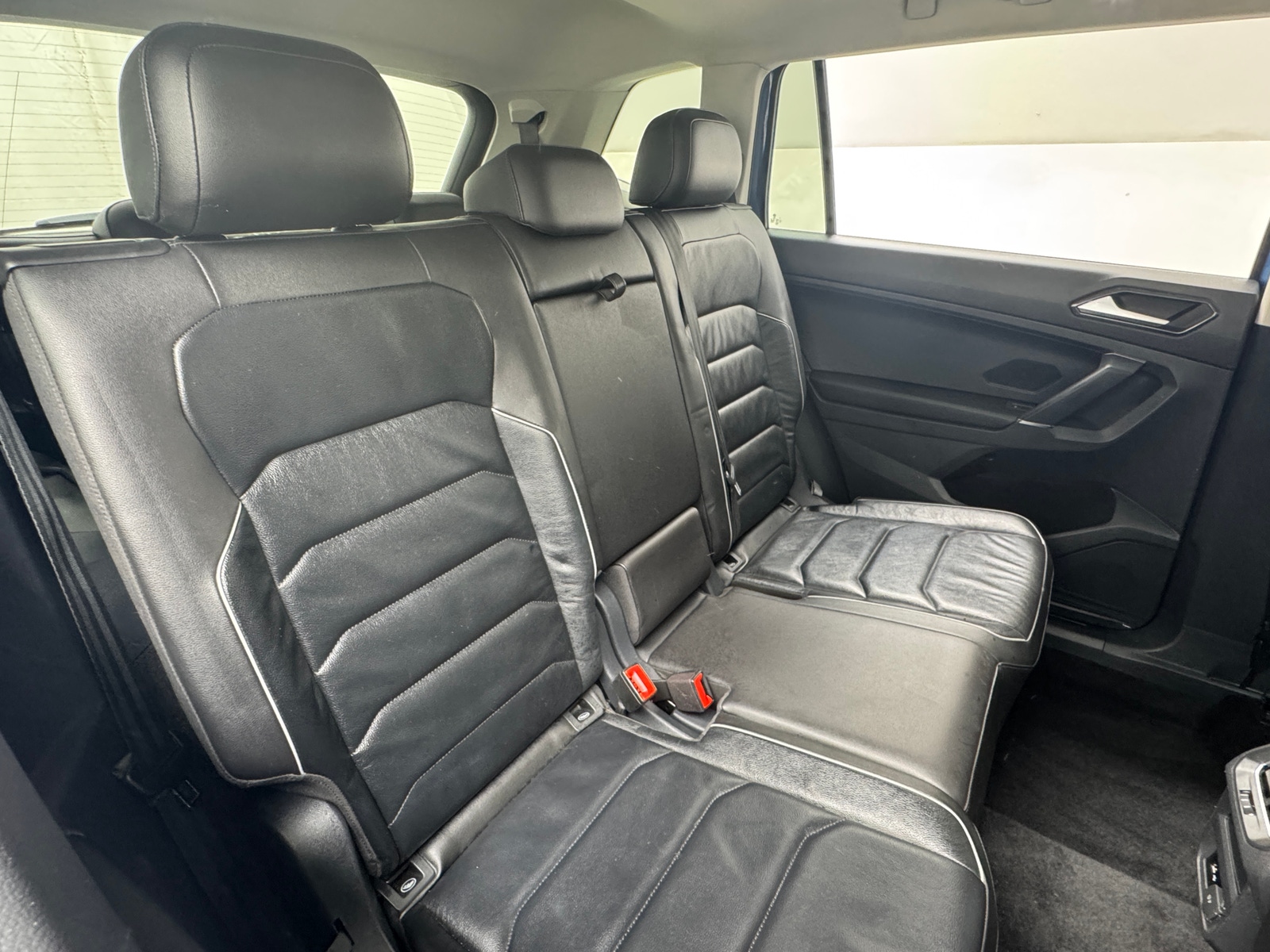 Thumbnail: 2018 Volkswagen Tiguan - 5