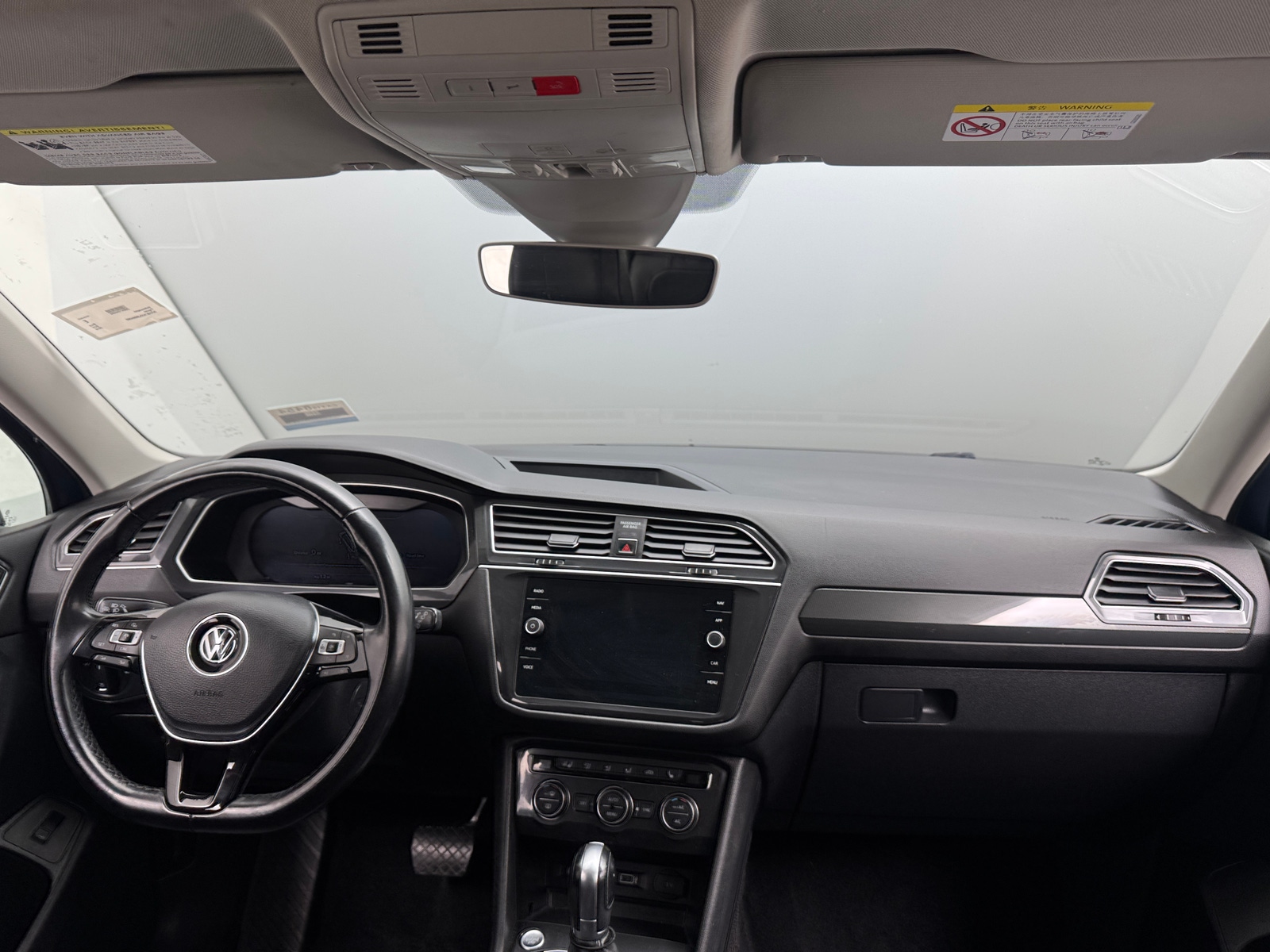 Thumbnail: 2018 Volkswagen Tiguan - 2