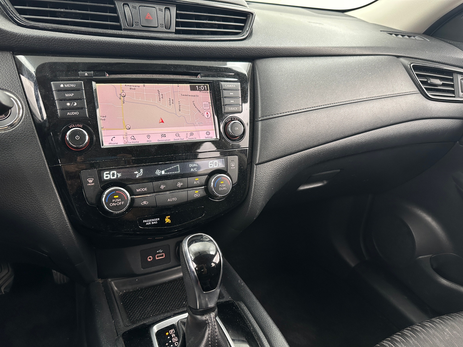 Thumbnail: 2018 Nissan Rogue - 4