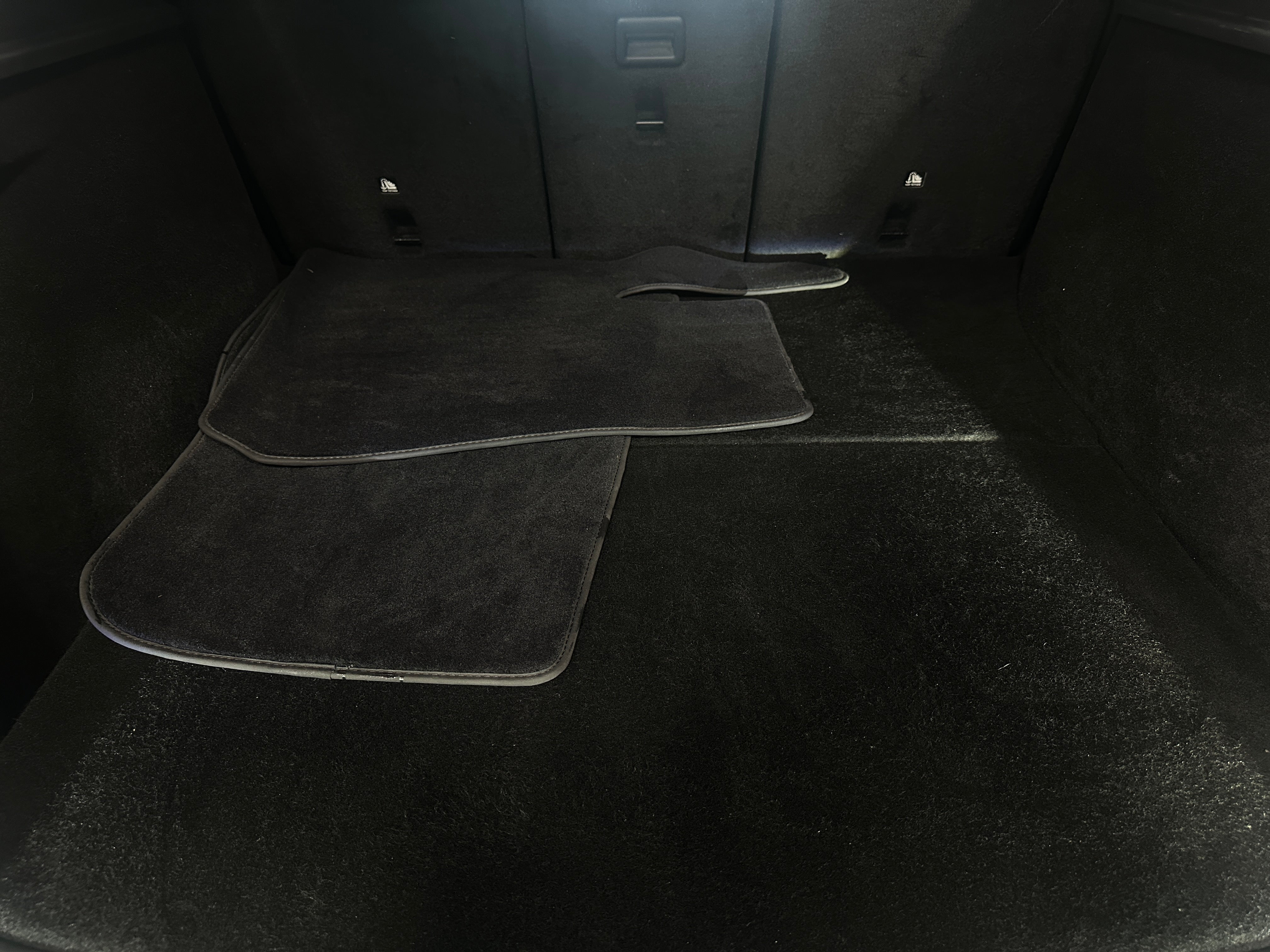 Used 2022 Tesla Model Y Long Range with VIN 7SAYGDEE4NA020254 for sale in Oak Creek, WI