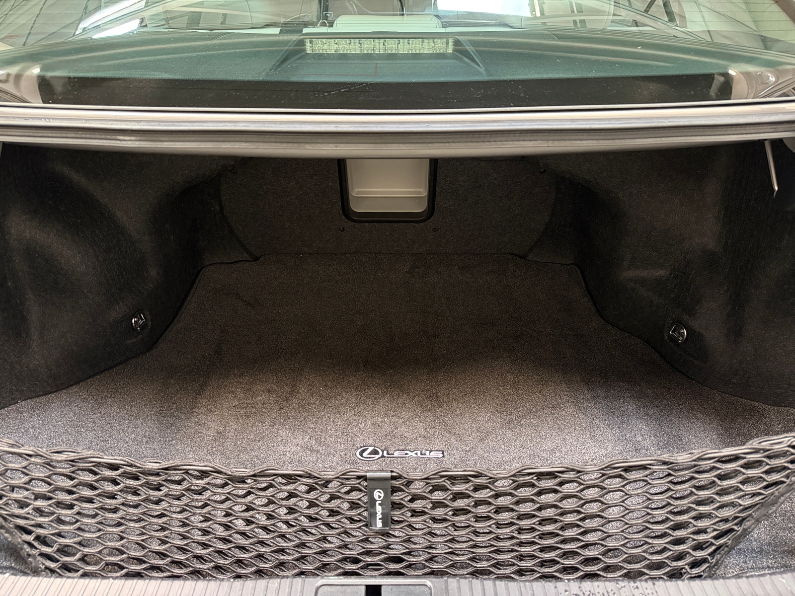 Thumbnail: 2016 Lexus ES - 6