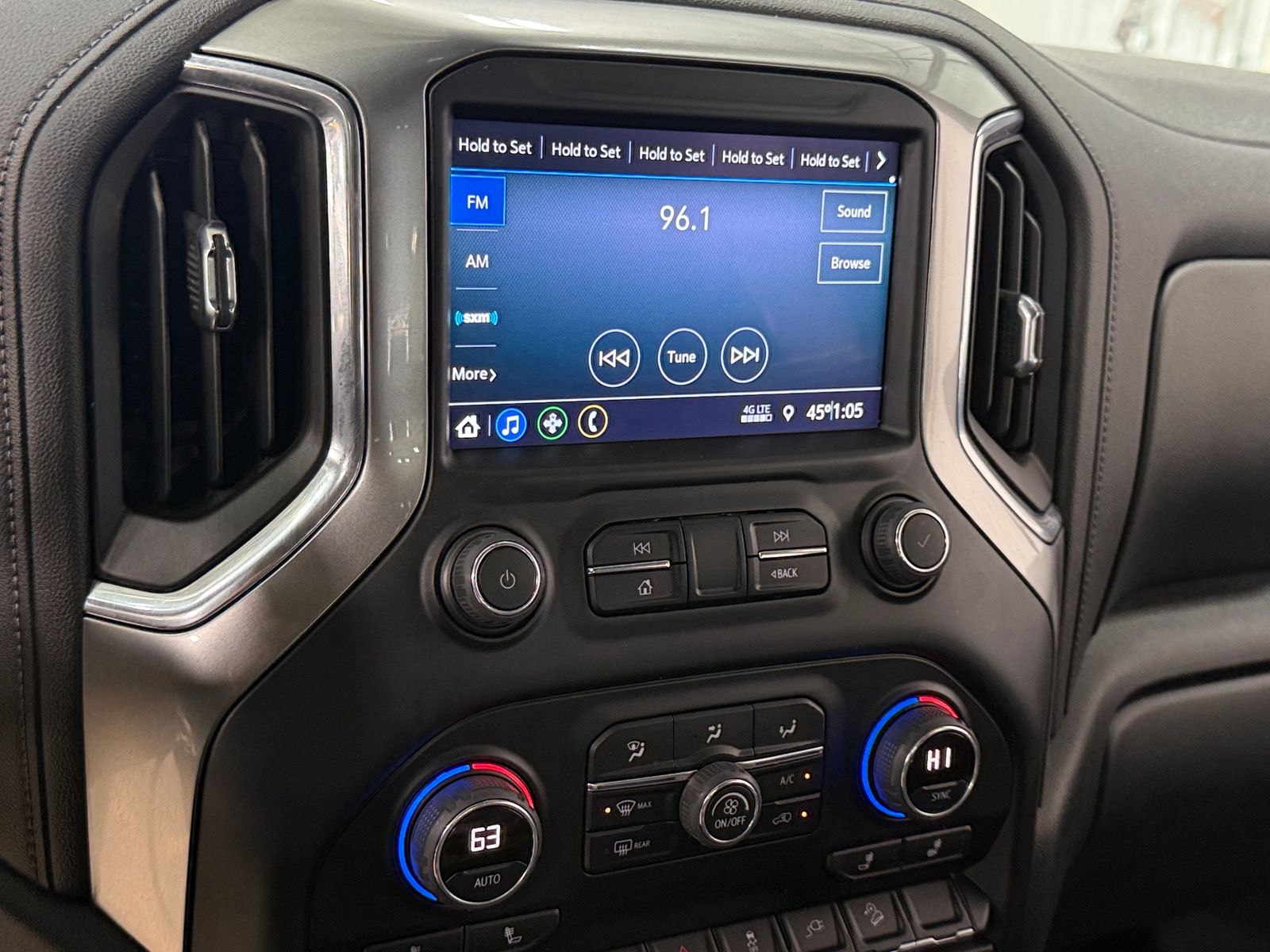 Thumbnail: 2023 Chevrolet Silverado 2500 - 4