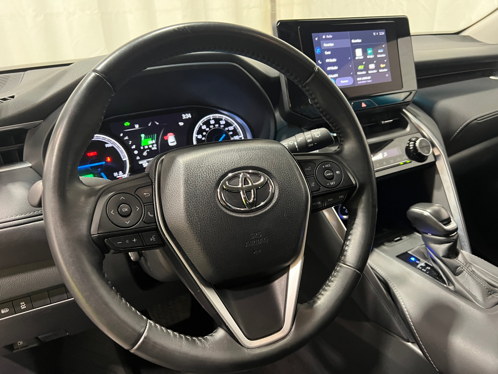 Thumbnail: 2024 Toyota Venza - 5