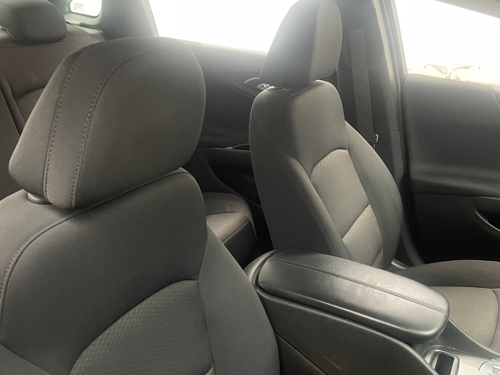 Thumbnail: 2023 Chevrolet Malibu - 2