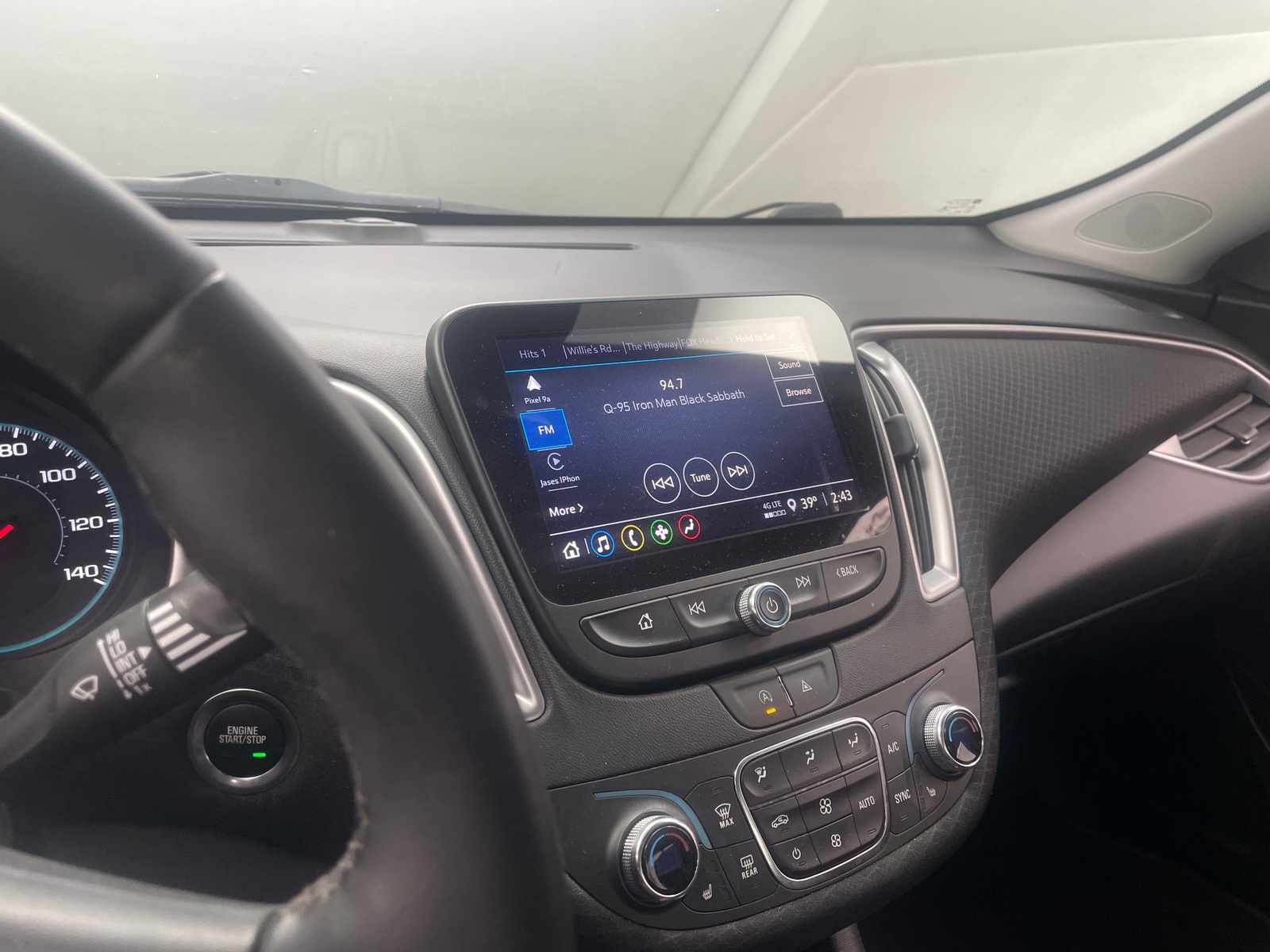 Thumbnail: 2023 Chevrolet Malibu - 4