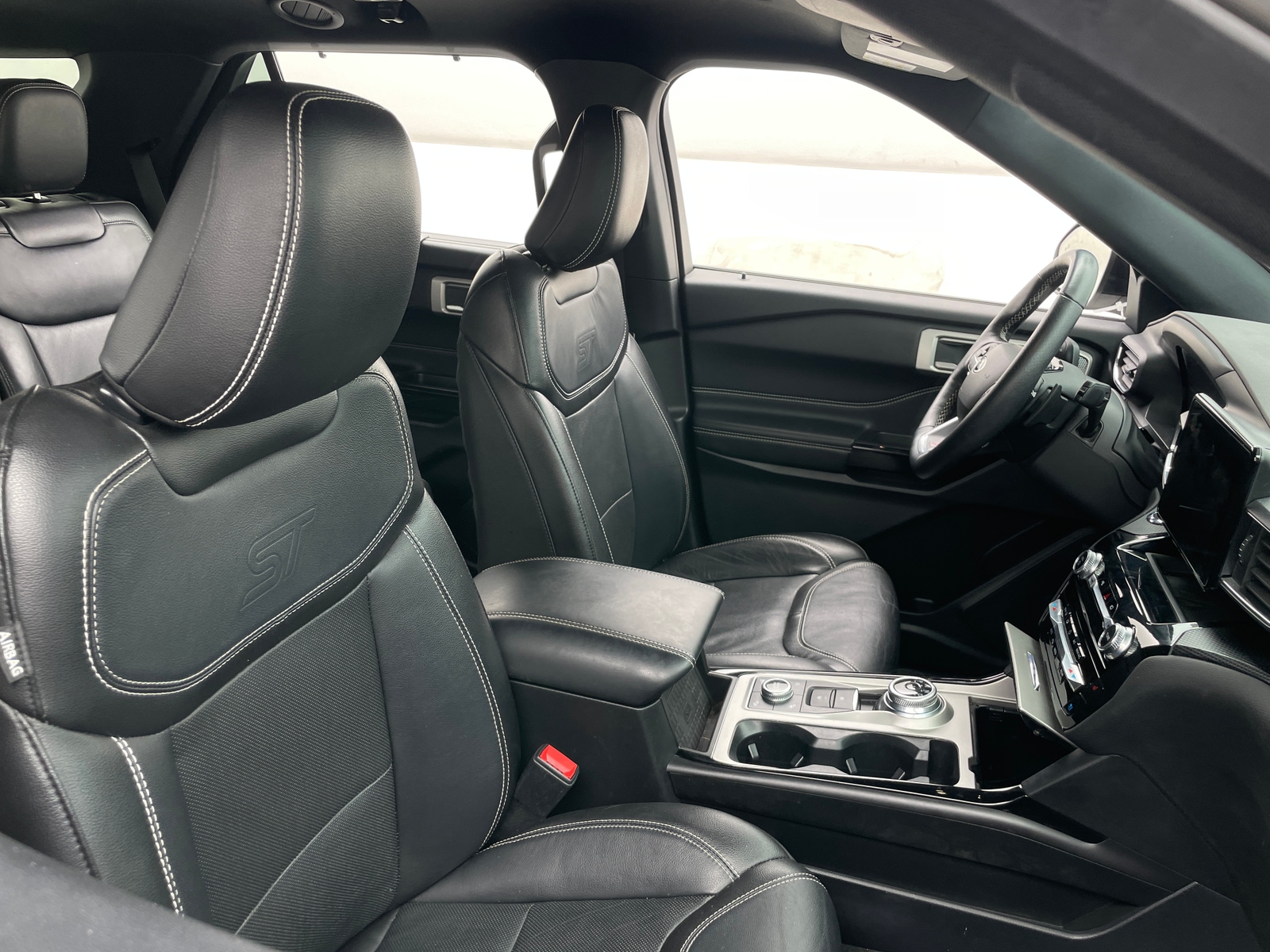 Thumbnail: 2022 Ford Explorer - 2