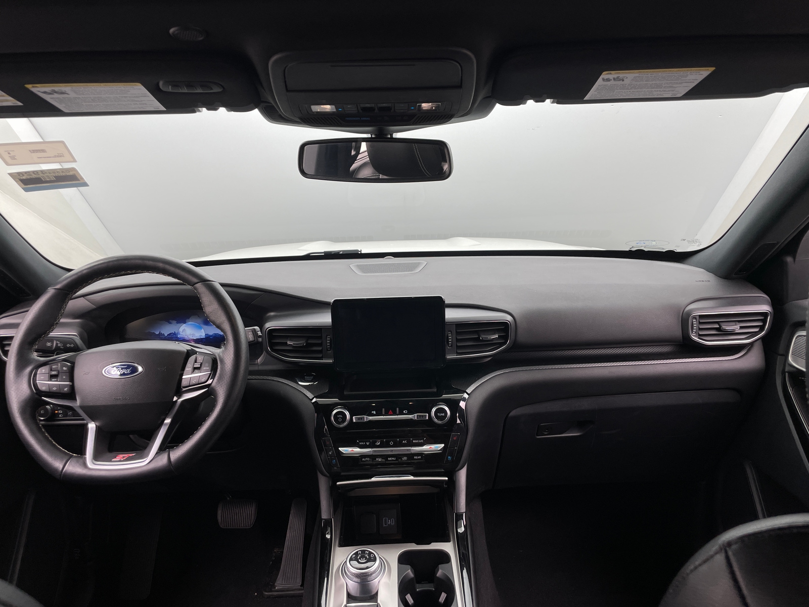 Thumbnail: 2022 Ford Explorer - 3