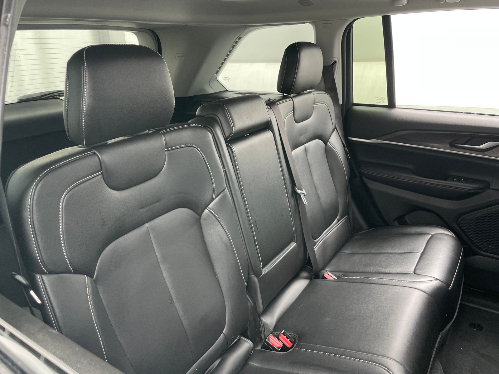 Thumbnail: 2023 Jeep Grand Cherokee - 5