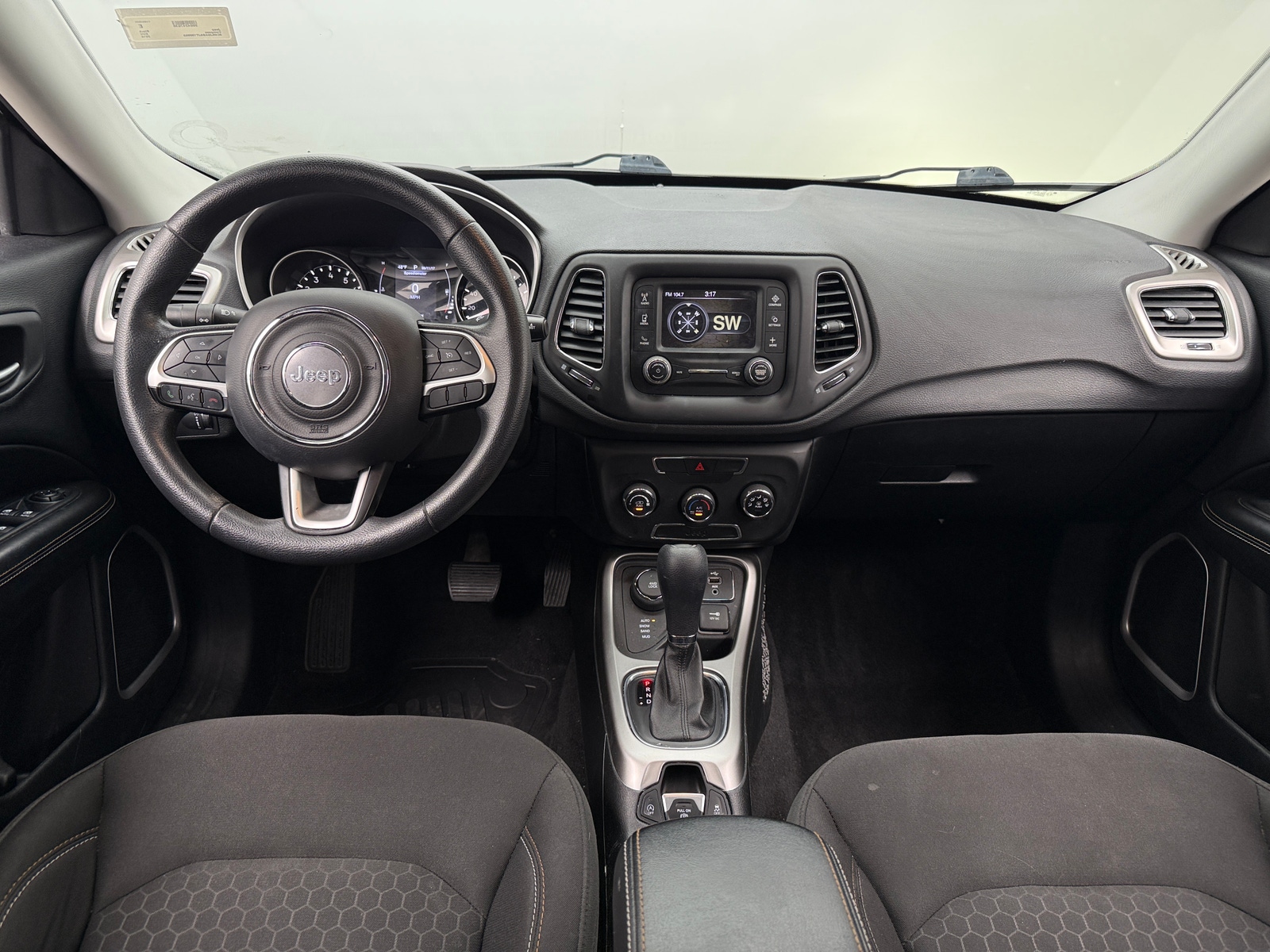 Thumbnail: 2018 Jeep Compass - 3