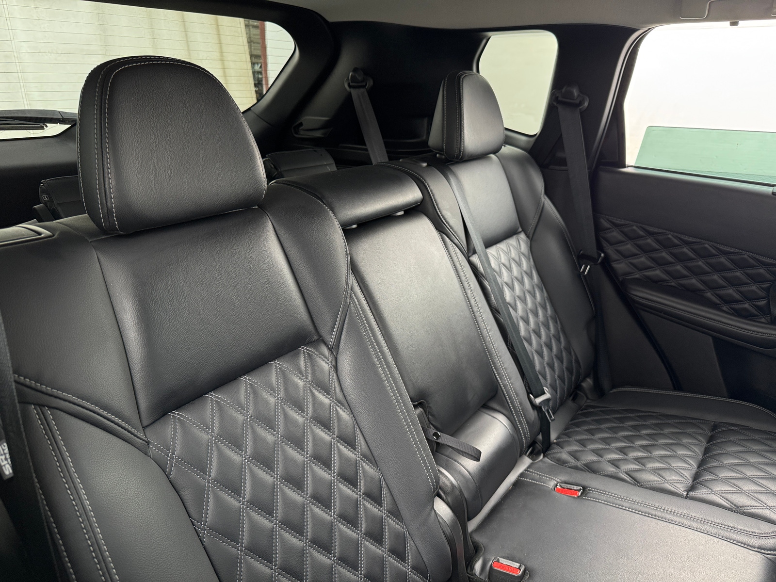 Thumbnail: 2023 Mitsubishi Outlander - 5