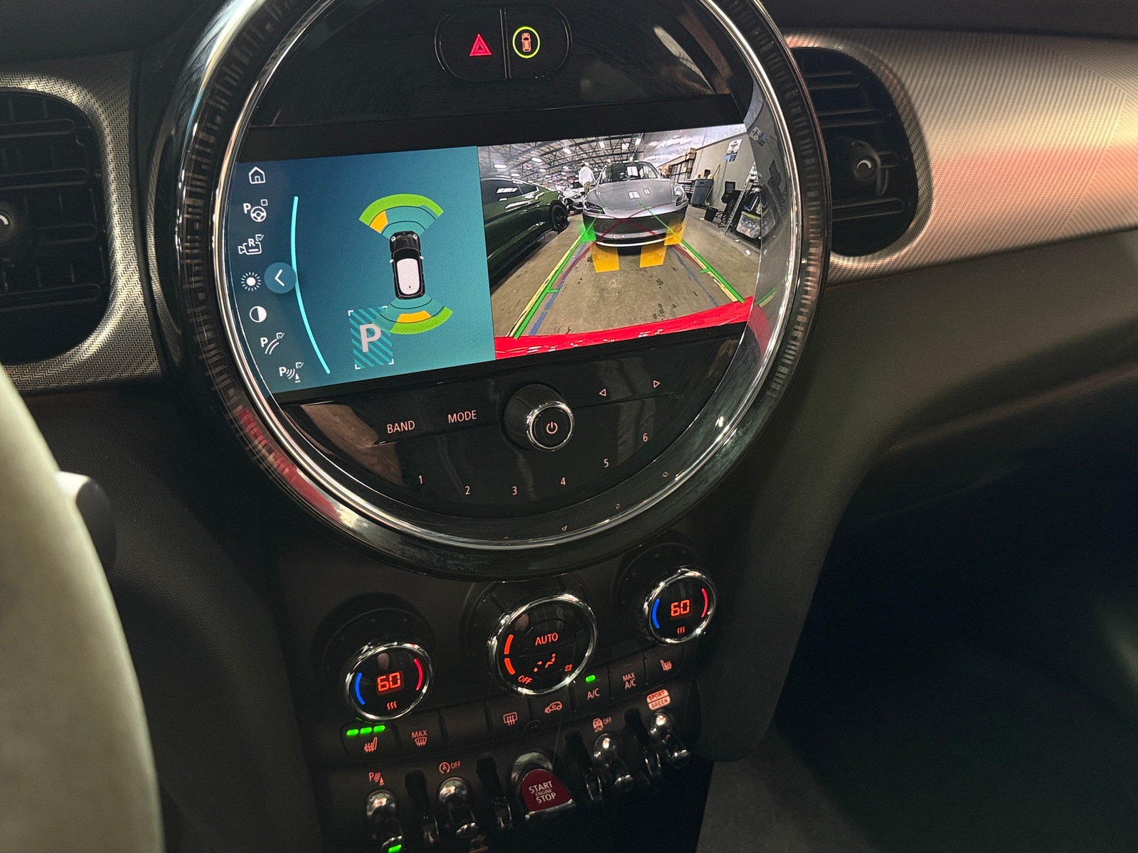 Thumbnail: 2023 MINI Cooper Hardtop - 3