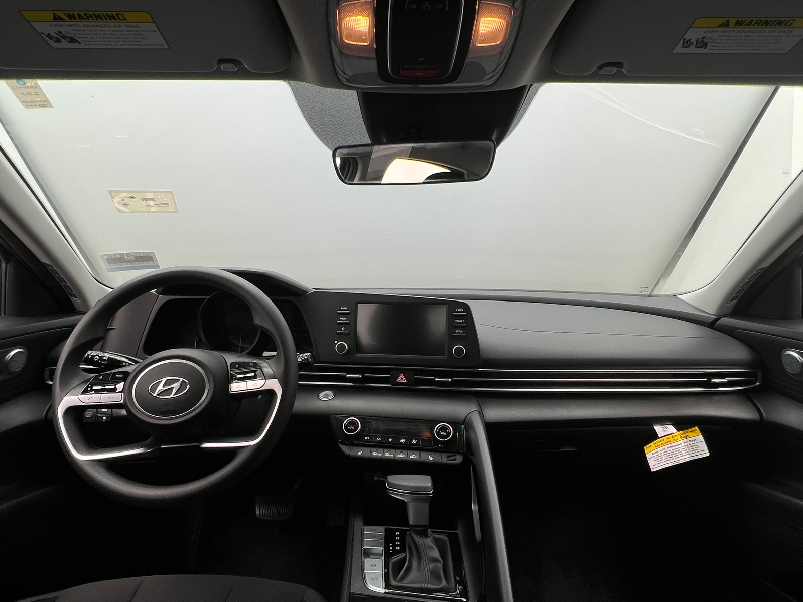 Thumbnail: 2023 Hyundai Elantra - 3