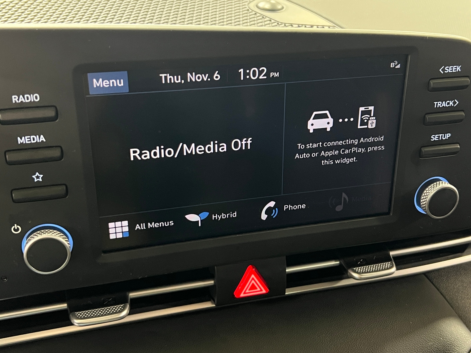 Thumbnail: 2023 Hyundai Elantra - 4