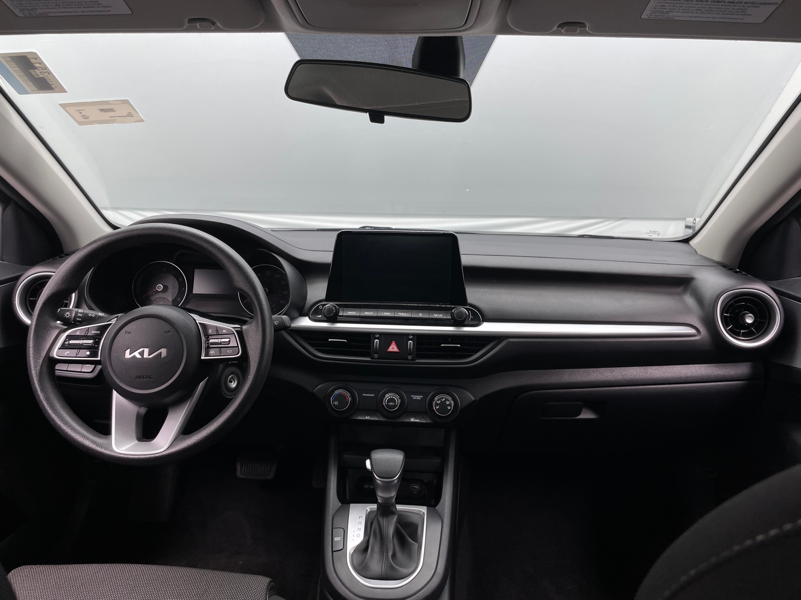 Thumbnail: 2024 Kia Forte - 3