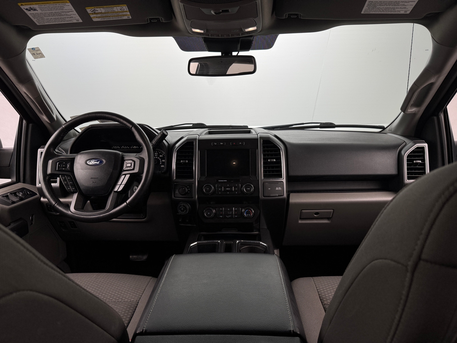 Thumbnail: 2019 Ford Econoline - 3