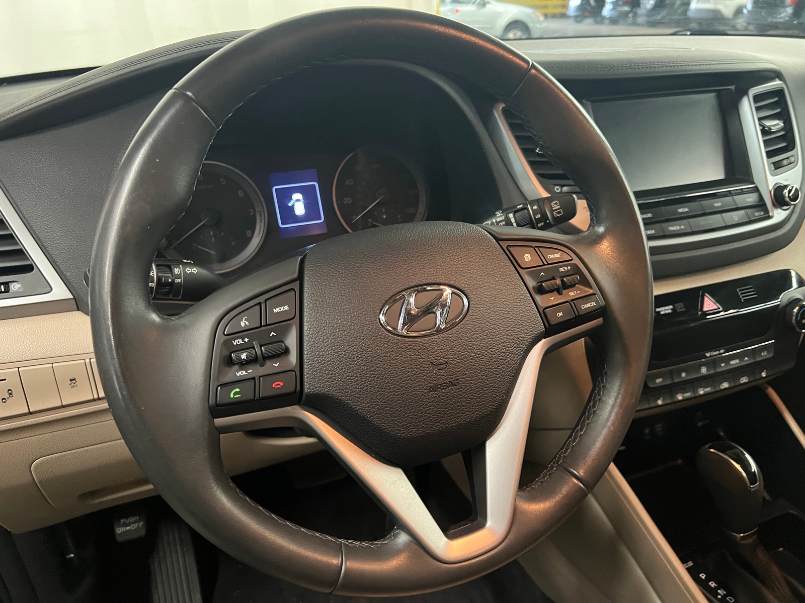 Thumbnail: 2018 Hyundai Tucson - 4