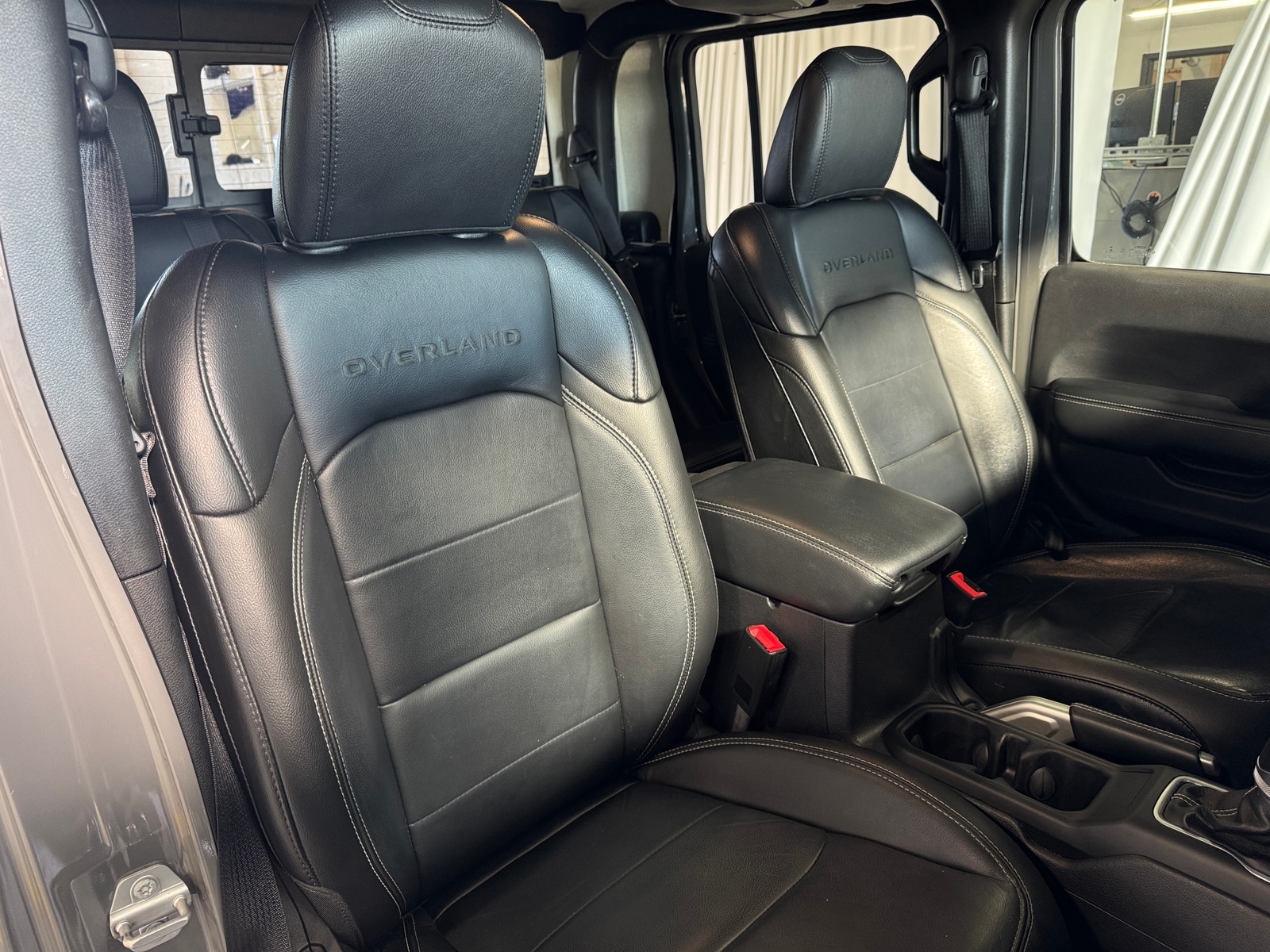 Thumbnail: 2020 Jeep Gladiator - 2