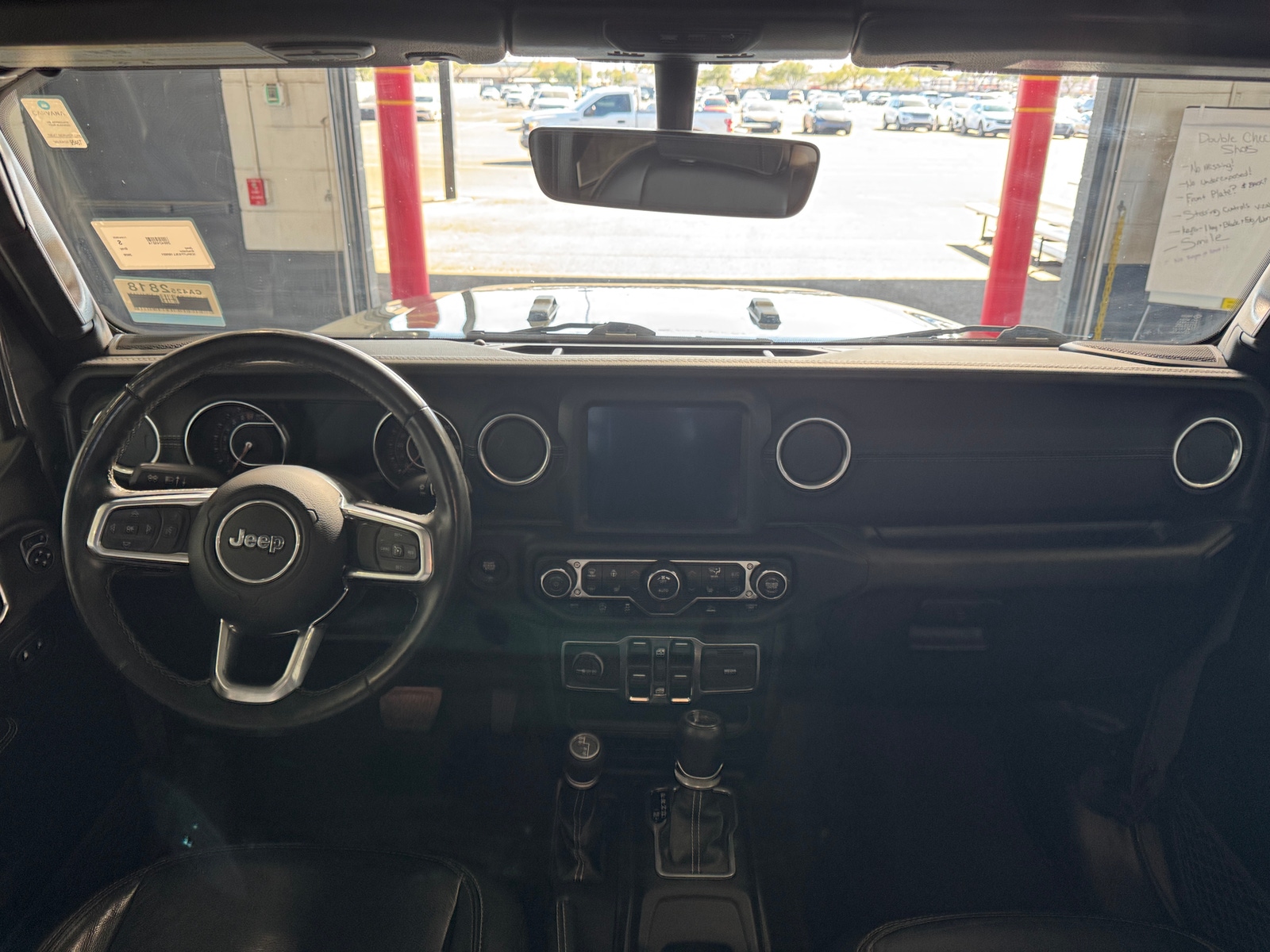 Thumbnail: 2020 Jeep Gladiator - 3