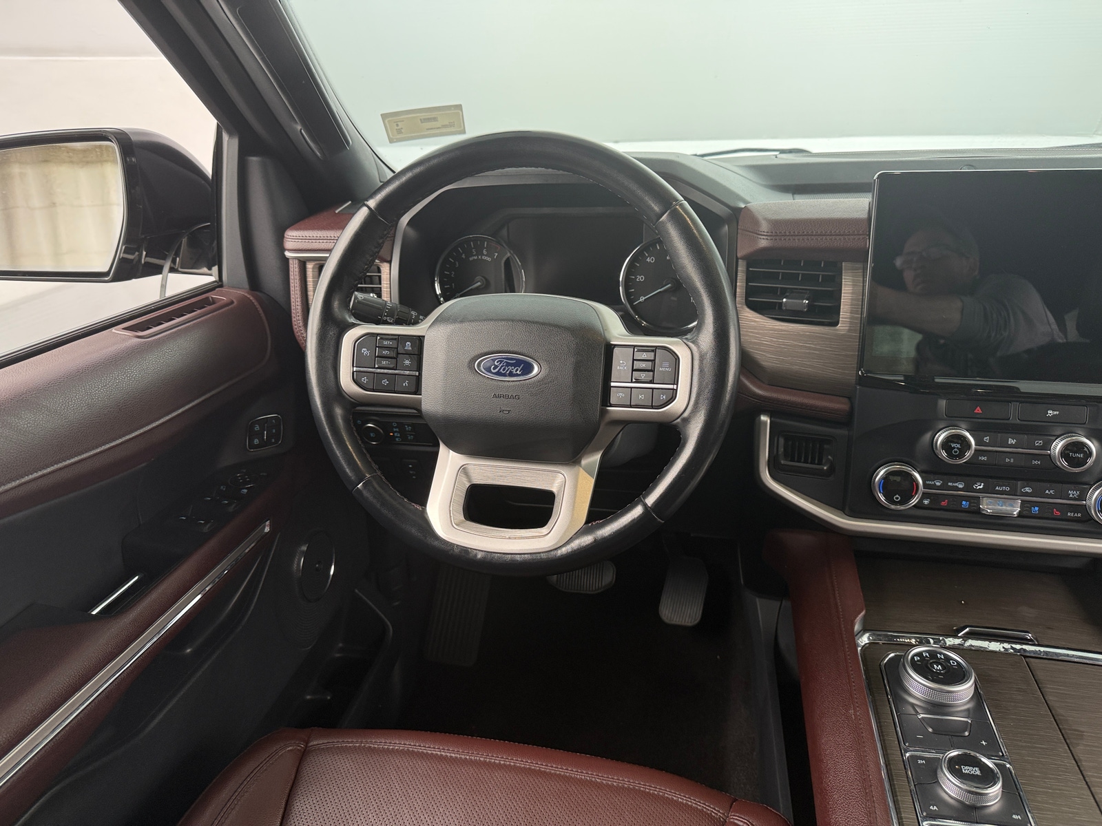 Thumbnail: 2022 Ford Expedition - 4