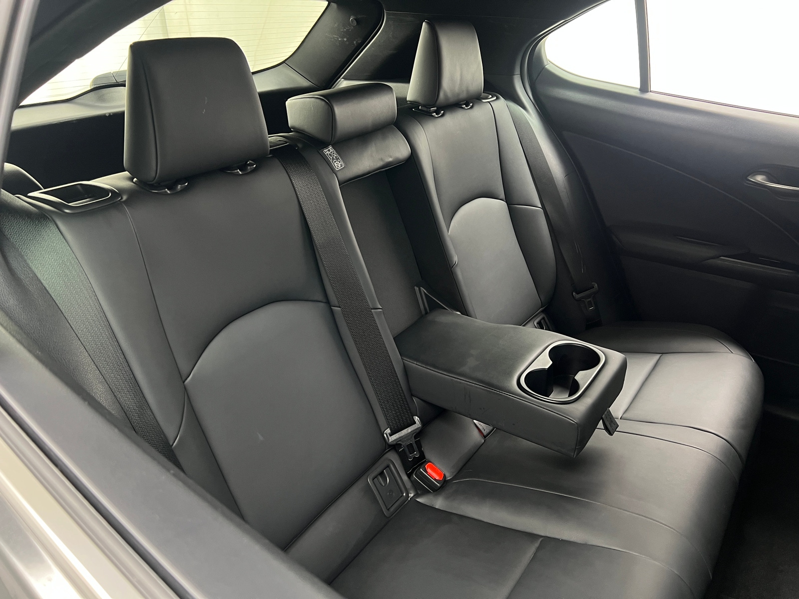 Thumbnail: 2020 Lexus UX - 5