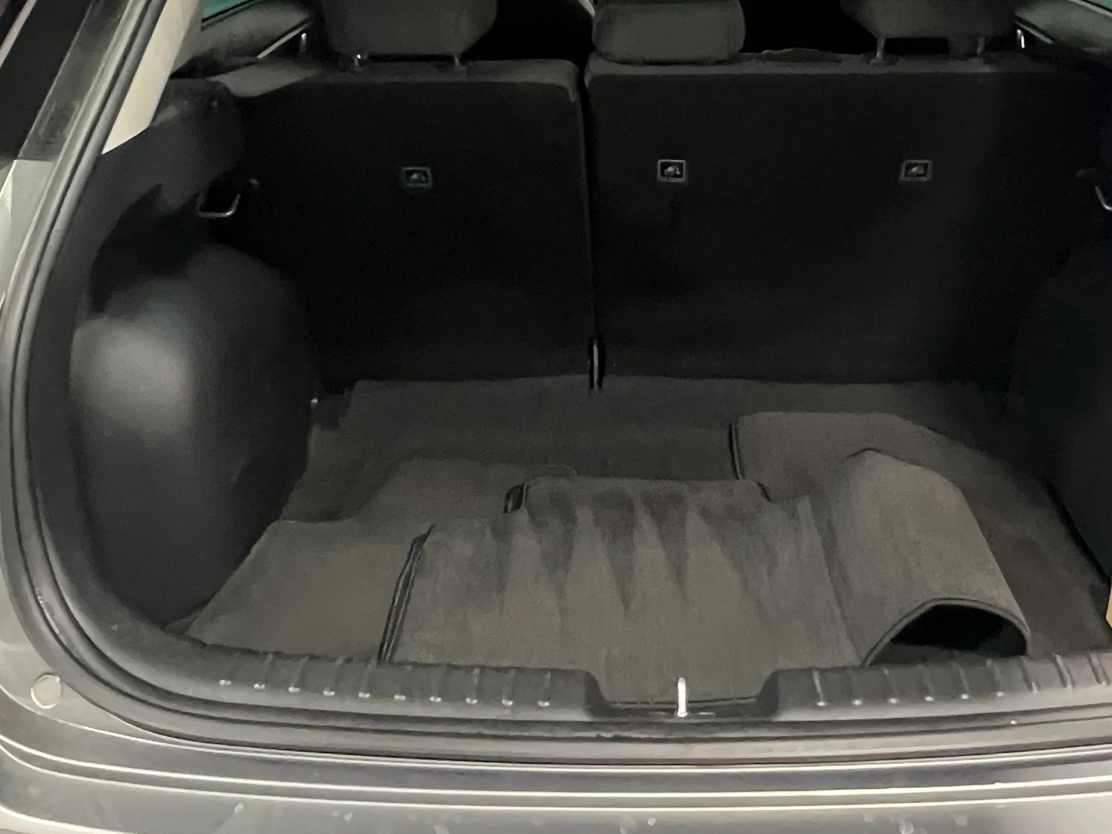 Thumbnail: 2023 Kia Niro - 7