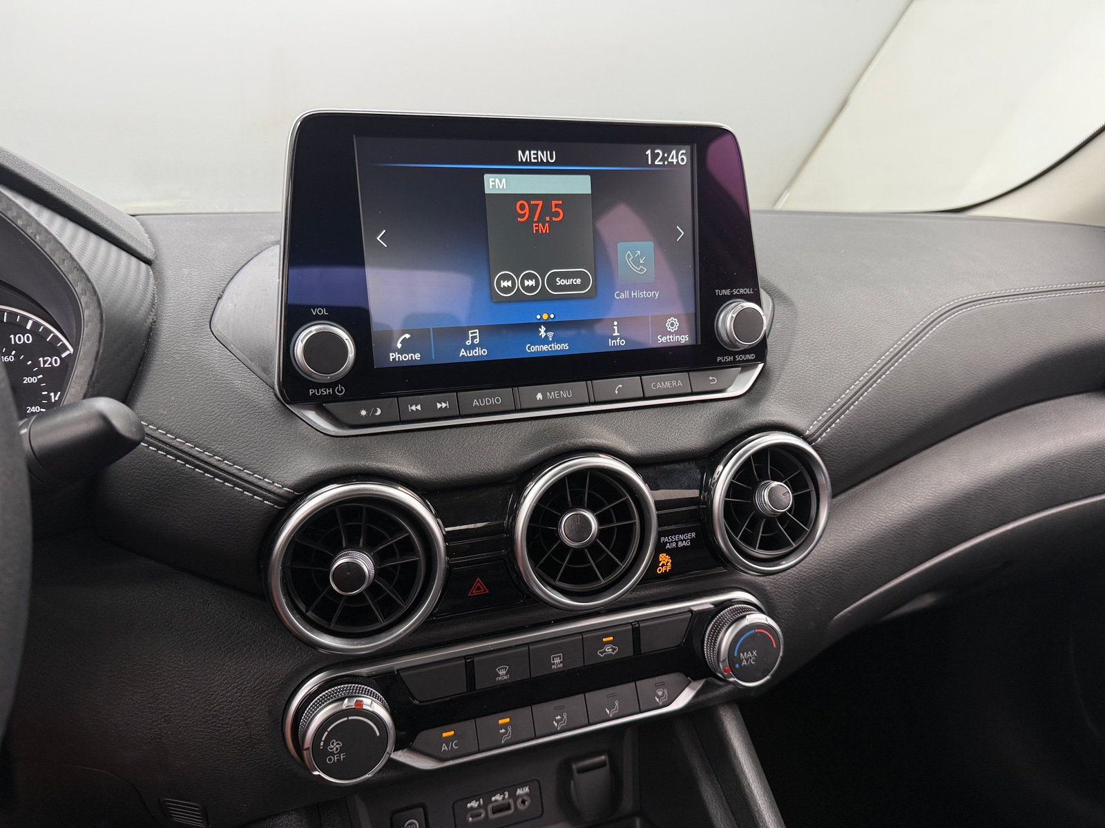 Thumbnail: 2024 Nissan Sentra - 4