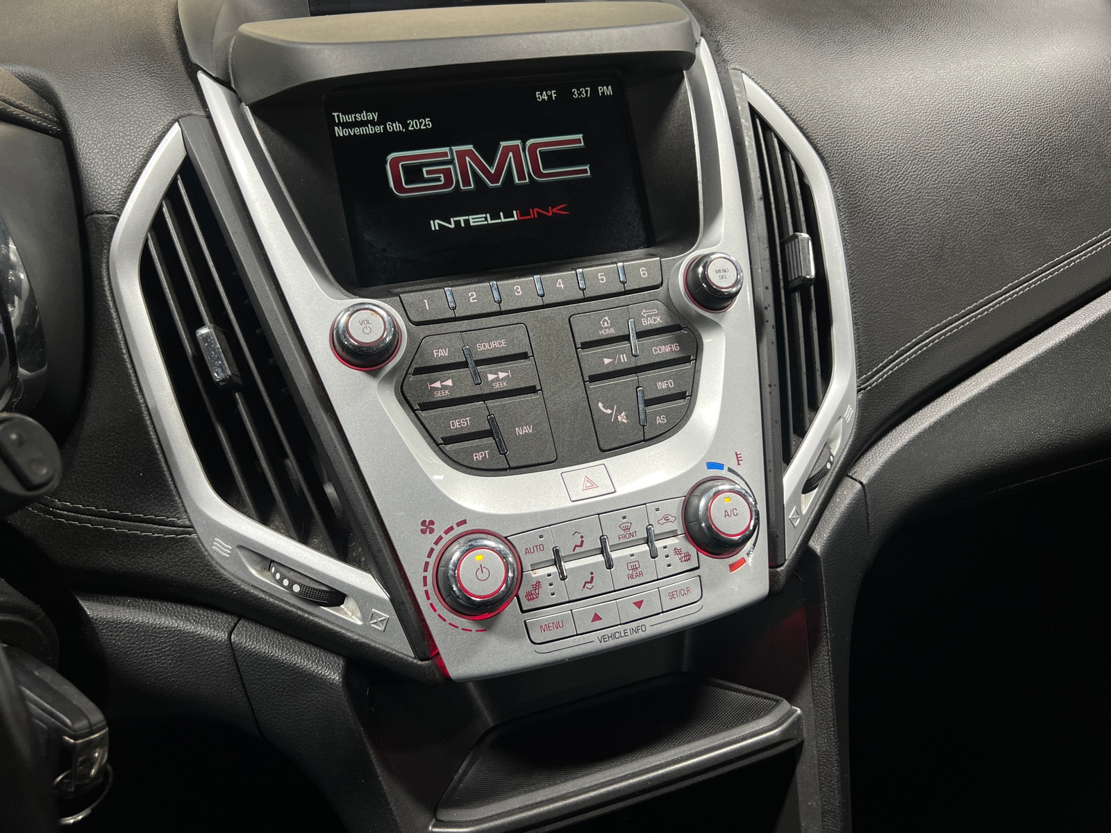 Thumbnail: 2016 GMC Terrain - 3