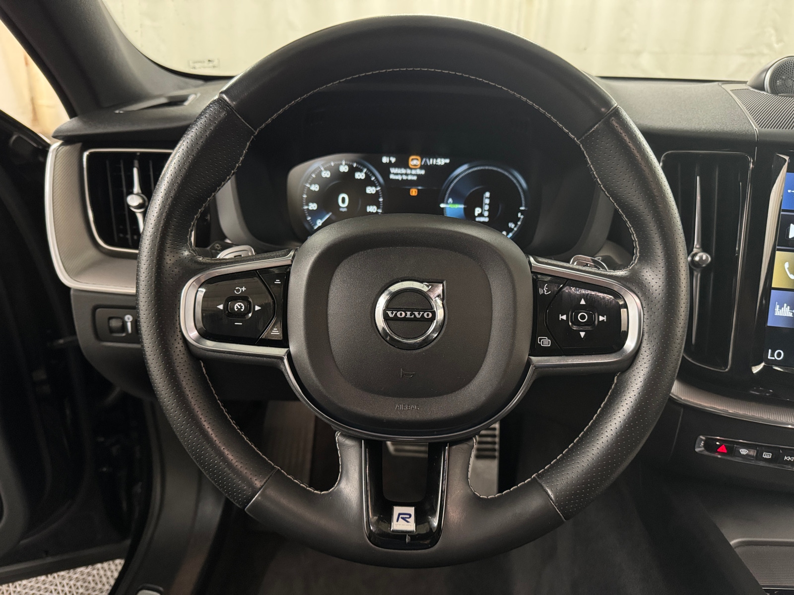 Thumbnail: 2019 Volvo XC60 - 4