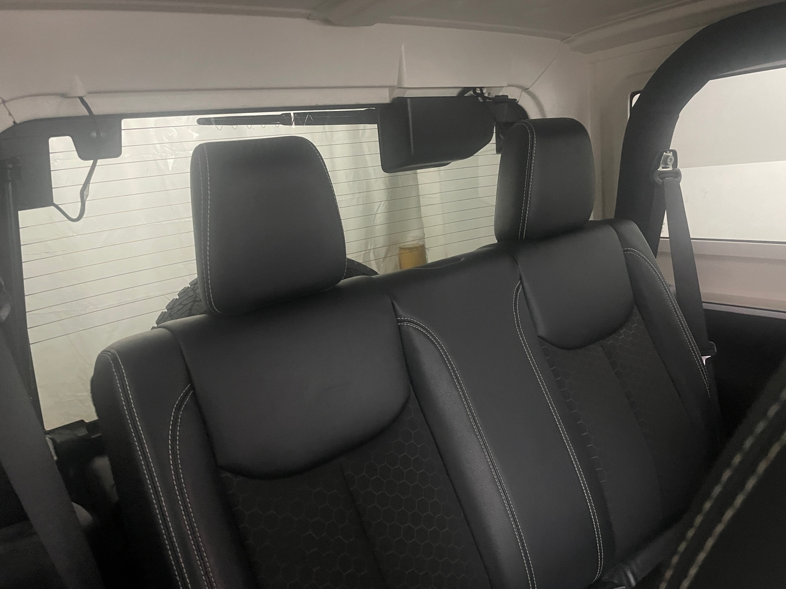 Thumbnail: 2017 Jeep Wrangler - 6