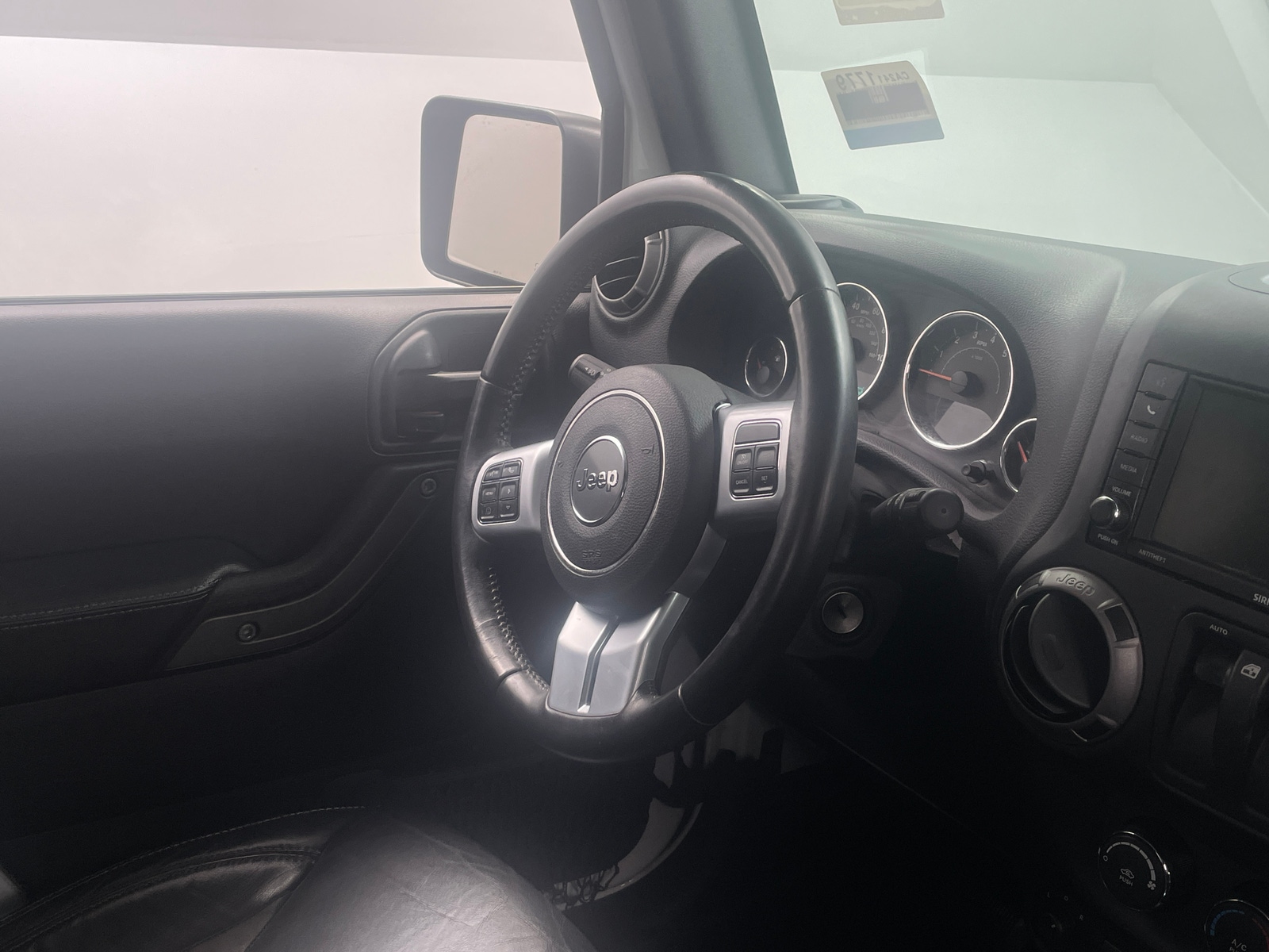 Thumbnail: 2017 Jeep Wrangler - 5