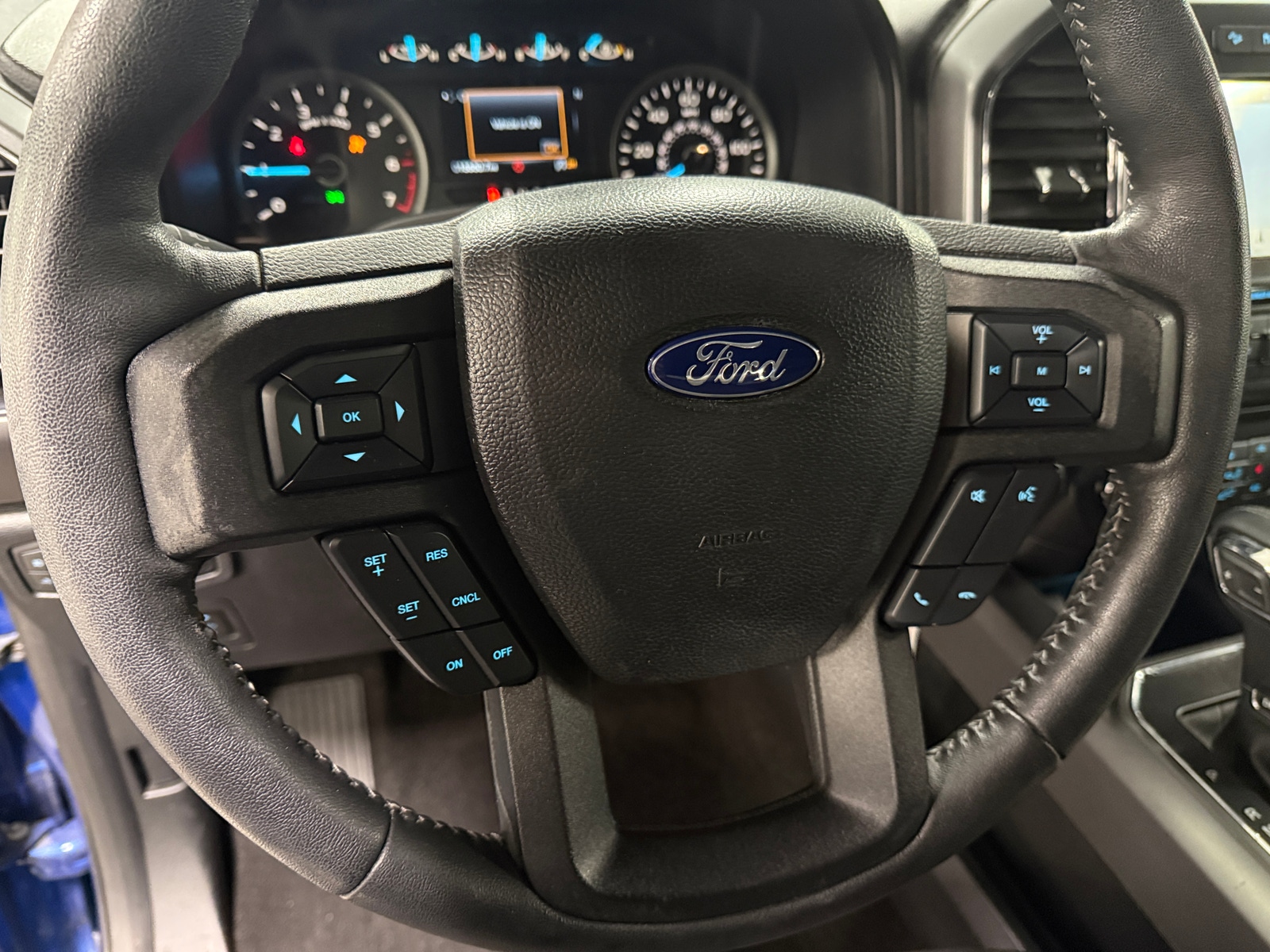 Thumbnail: 2018 Ford Econoline - 5