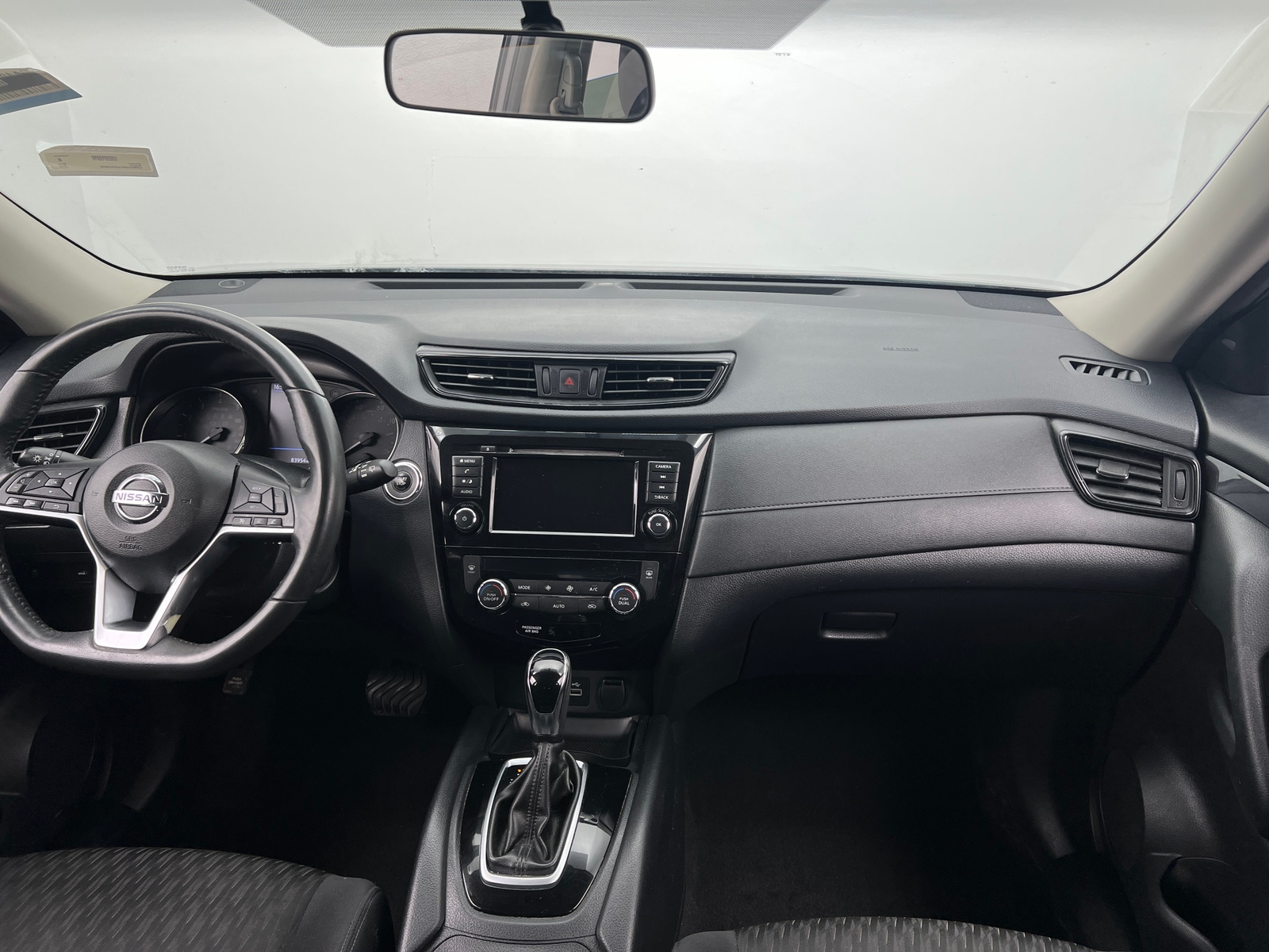 Thumbnail: 2018 Nissan Rogue - 3