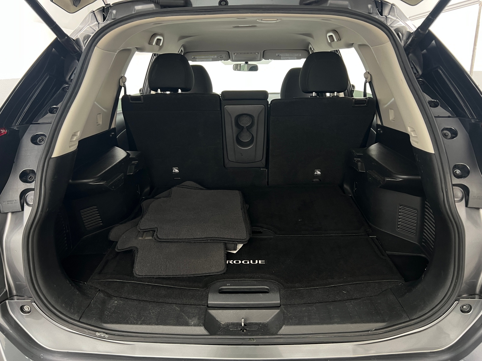 Thumbnail: 2018 Nissan Rogue - 7